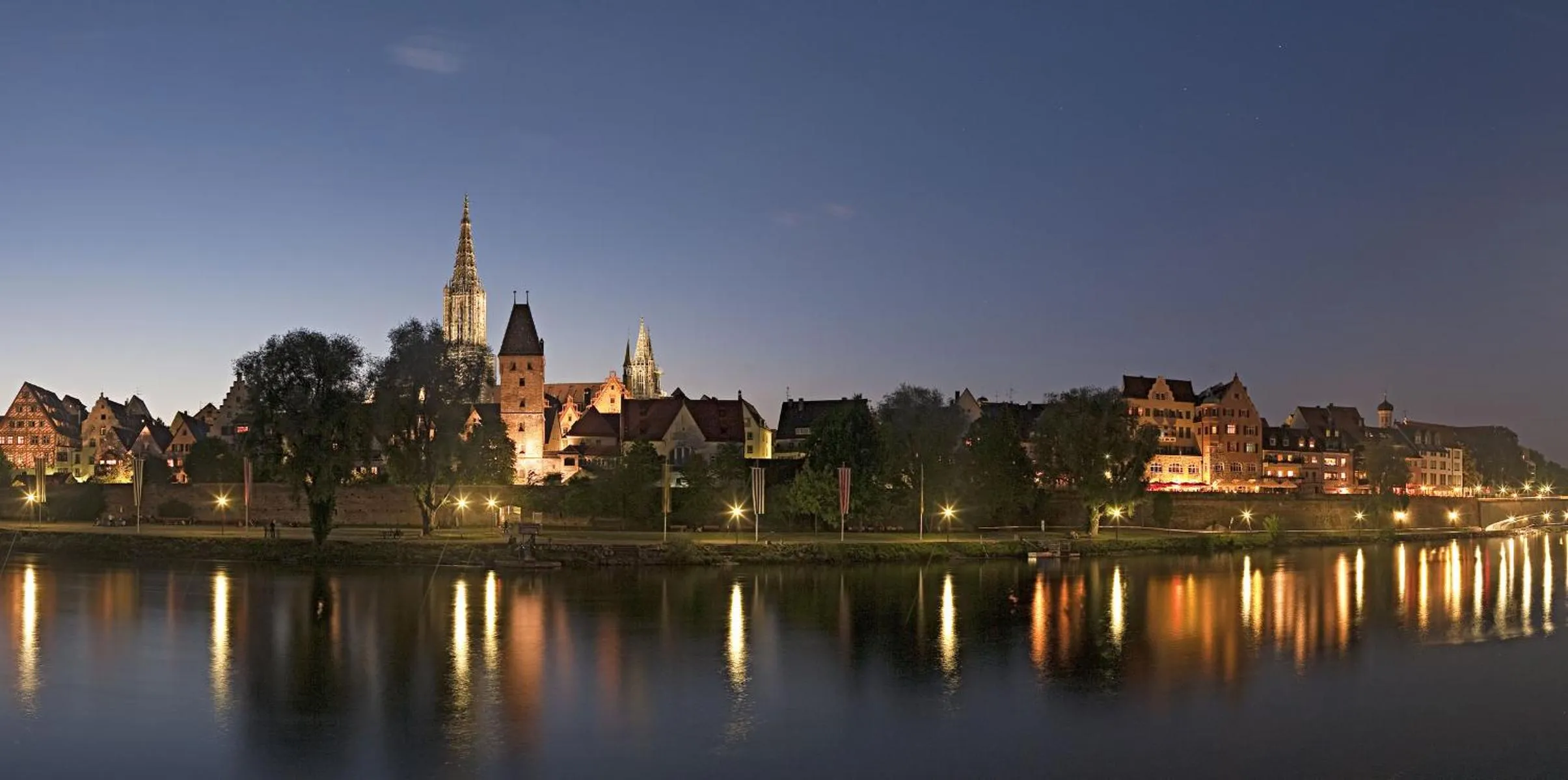 Natural landscape in City-Hotel garni