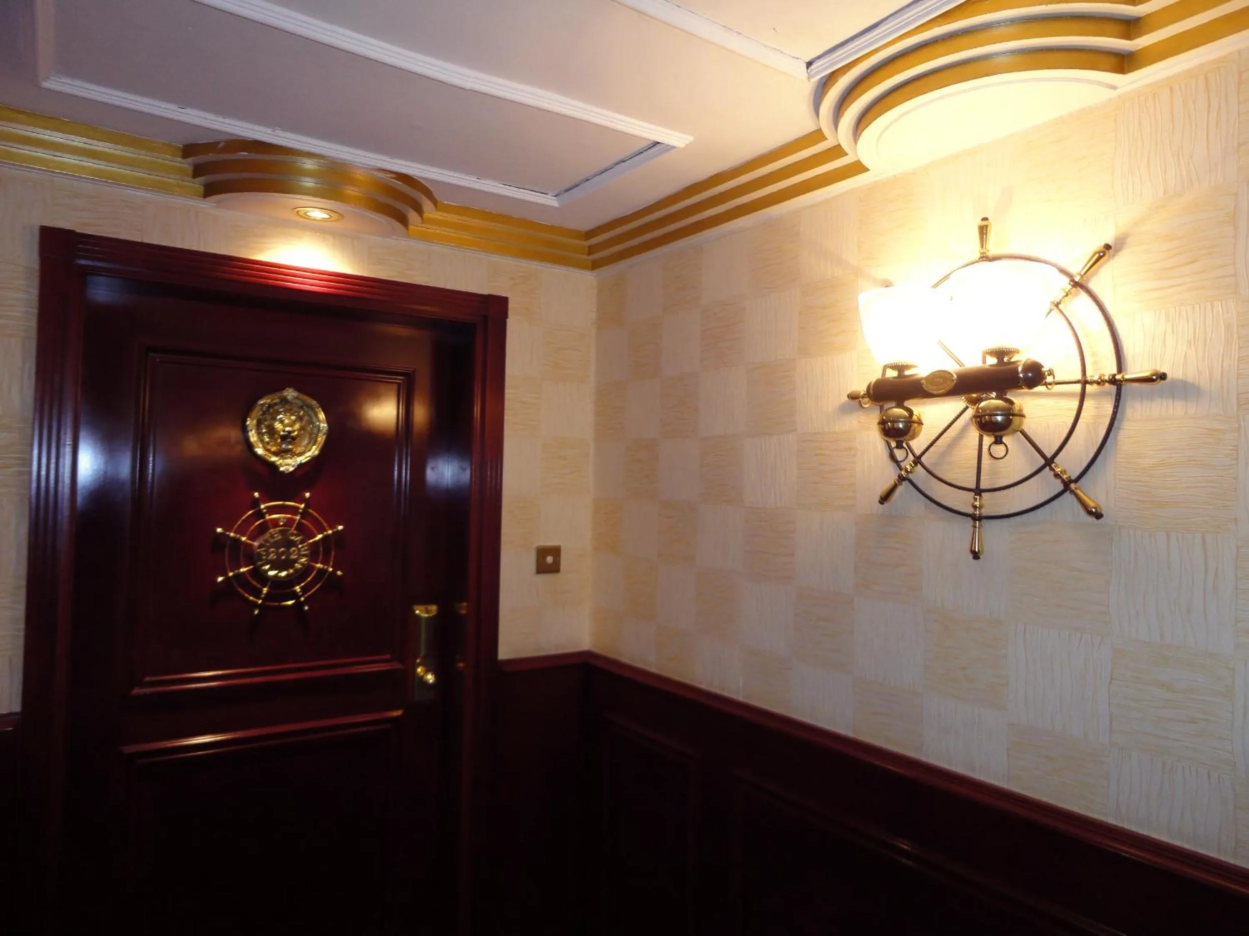 Decorative detail, Bathroom in Beach Bay Hotel Muscat