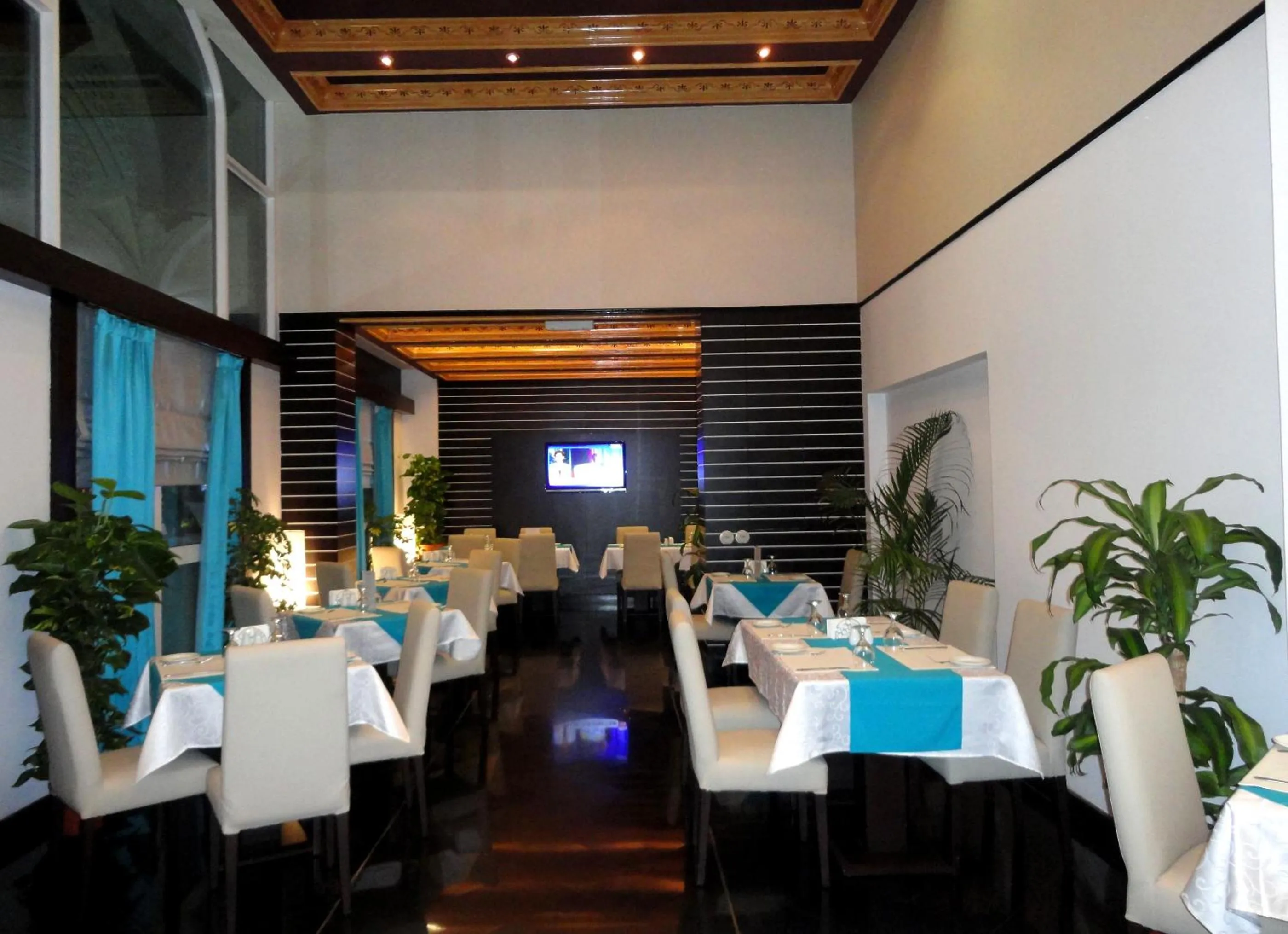 Property building, Restaurant/Places to Eat in Beach Bay Hotel Muscat