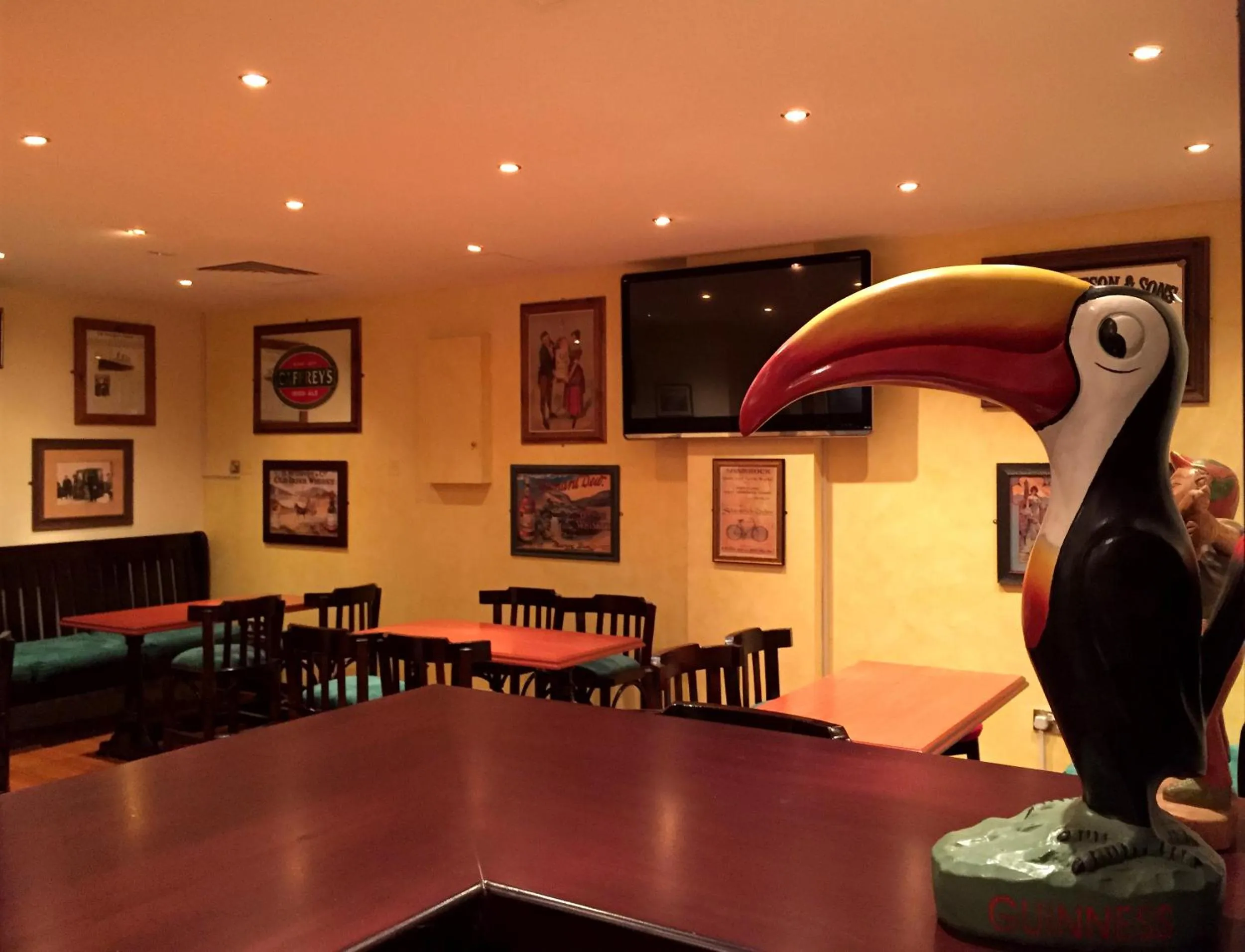 Lounge or bar, Restaurant/Places to Eat in Beach Bay Hotel Muscat