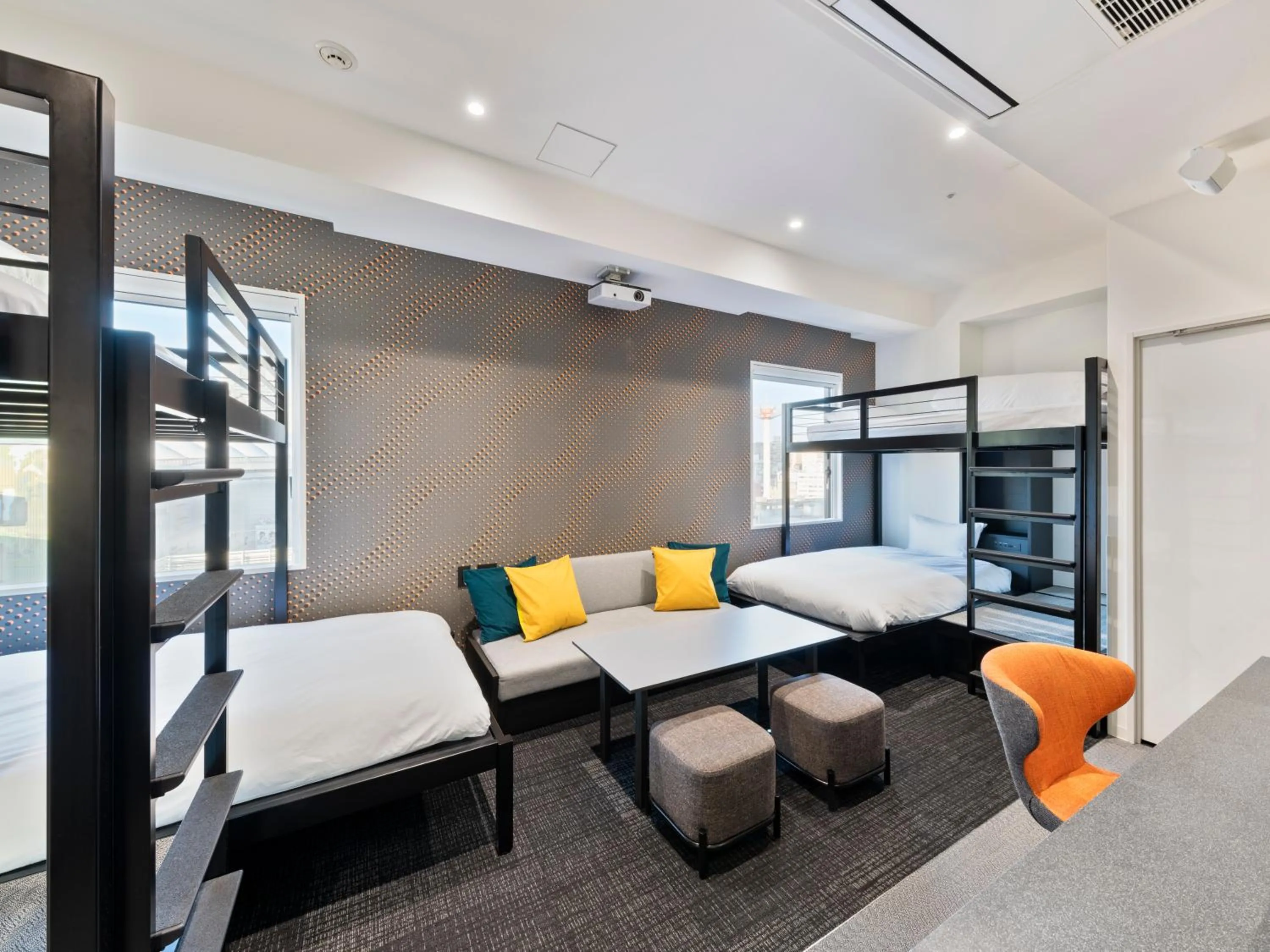 Photo of the whole room, Bed in sequence SUIDOBASHI - Tokyo