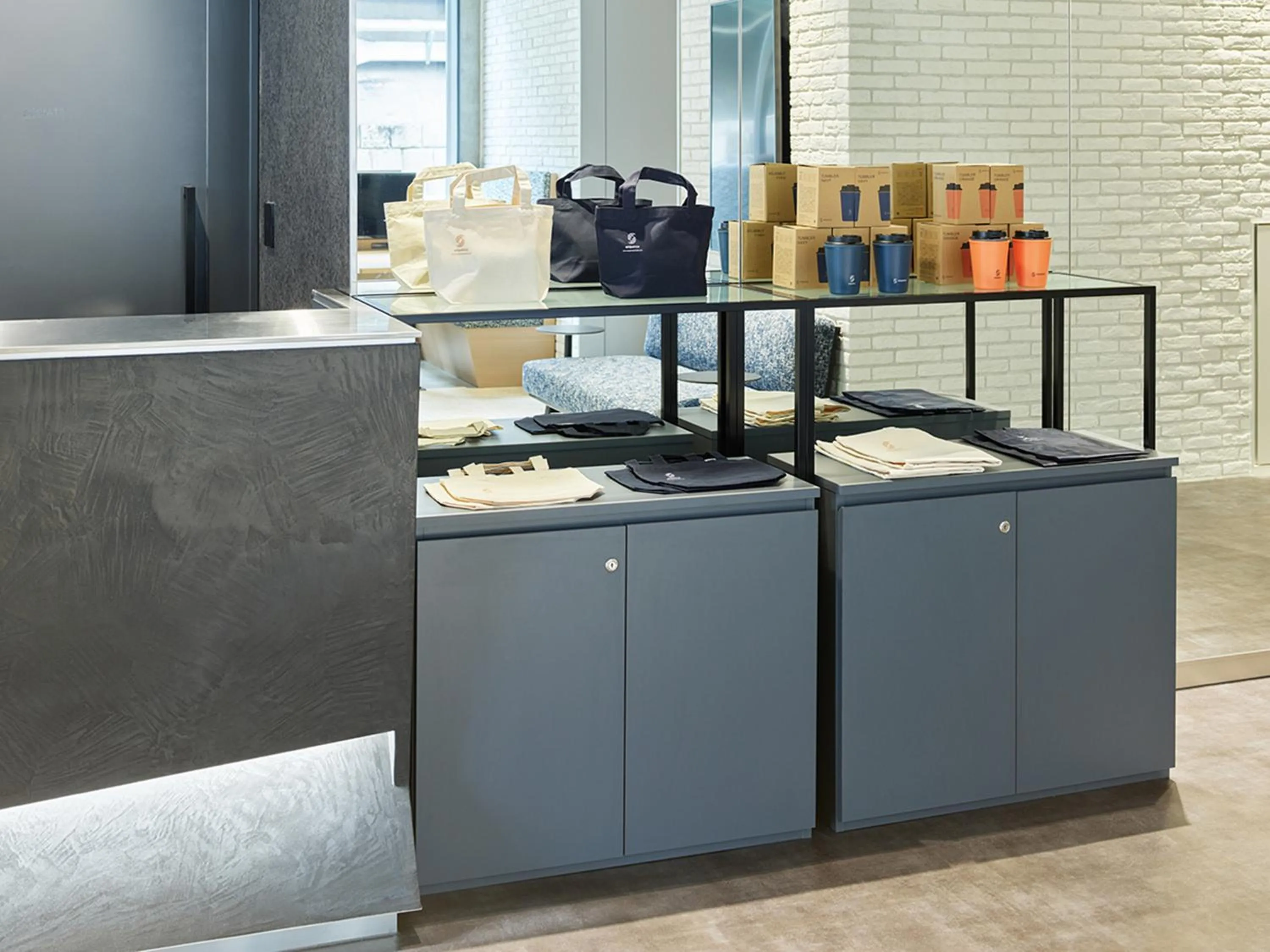 Other in sequence SUIDOBASHI - Tokyo