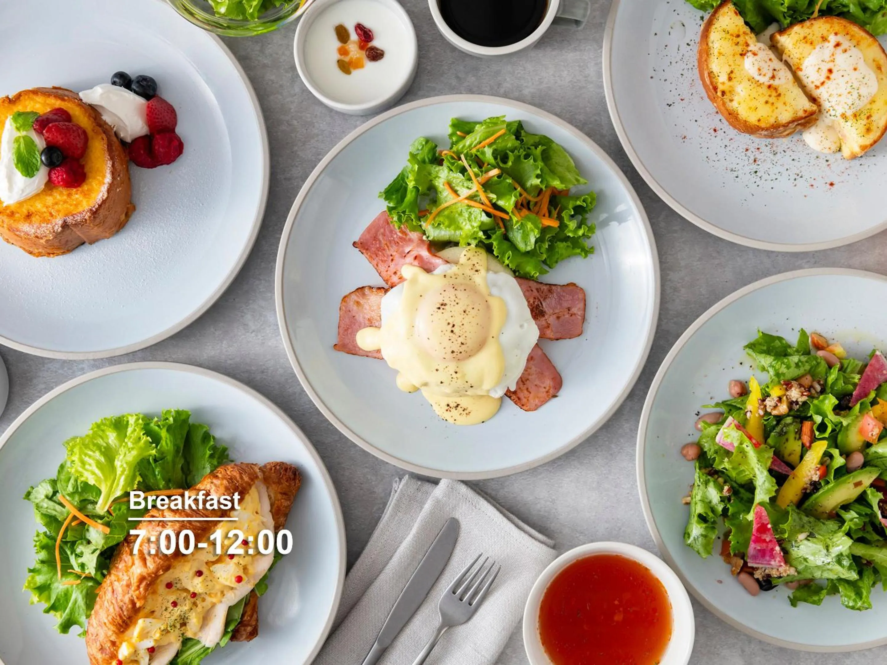 Breakfast in sequence SUIDOBASHI - Tokyo