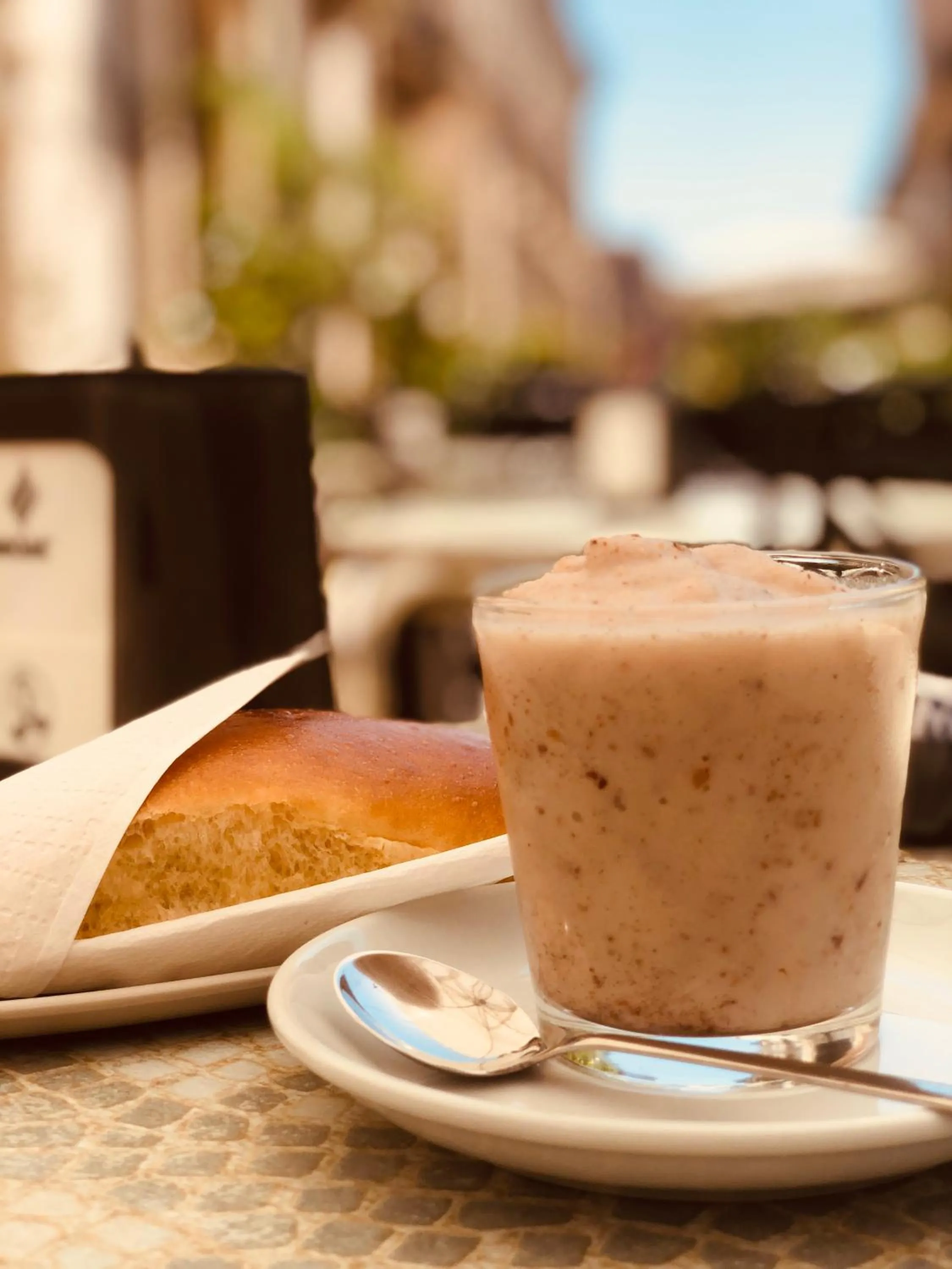 Breakfast in Il Galletto Viola, luxury room & suite