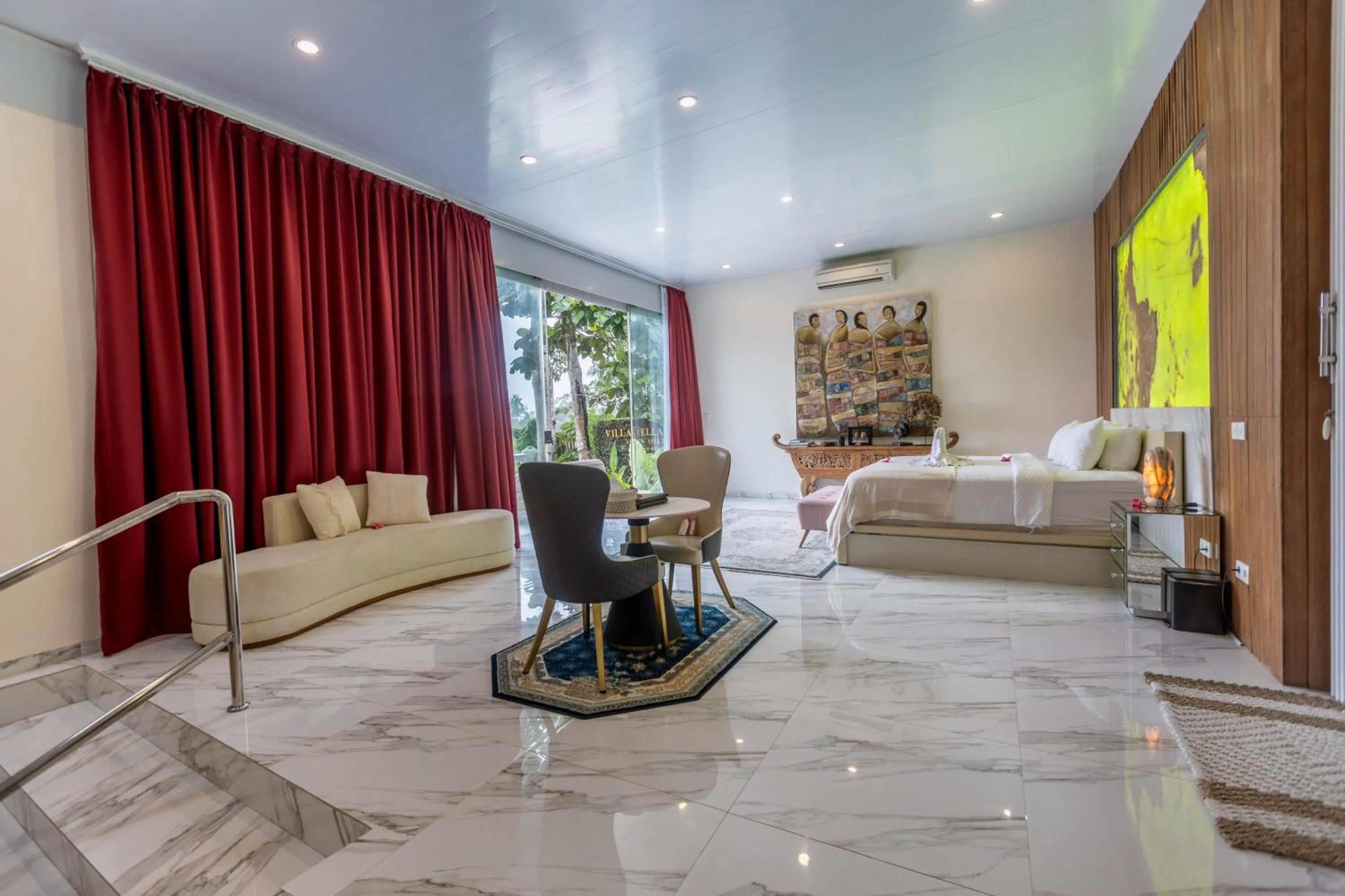 Bed in Villa Cella Bella Ubud