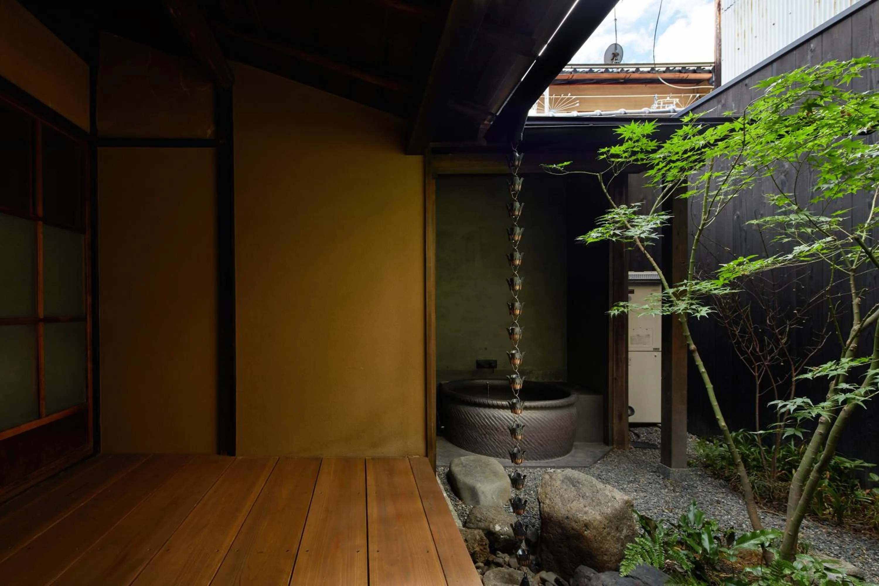 Open Air Bath in Kishoan