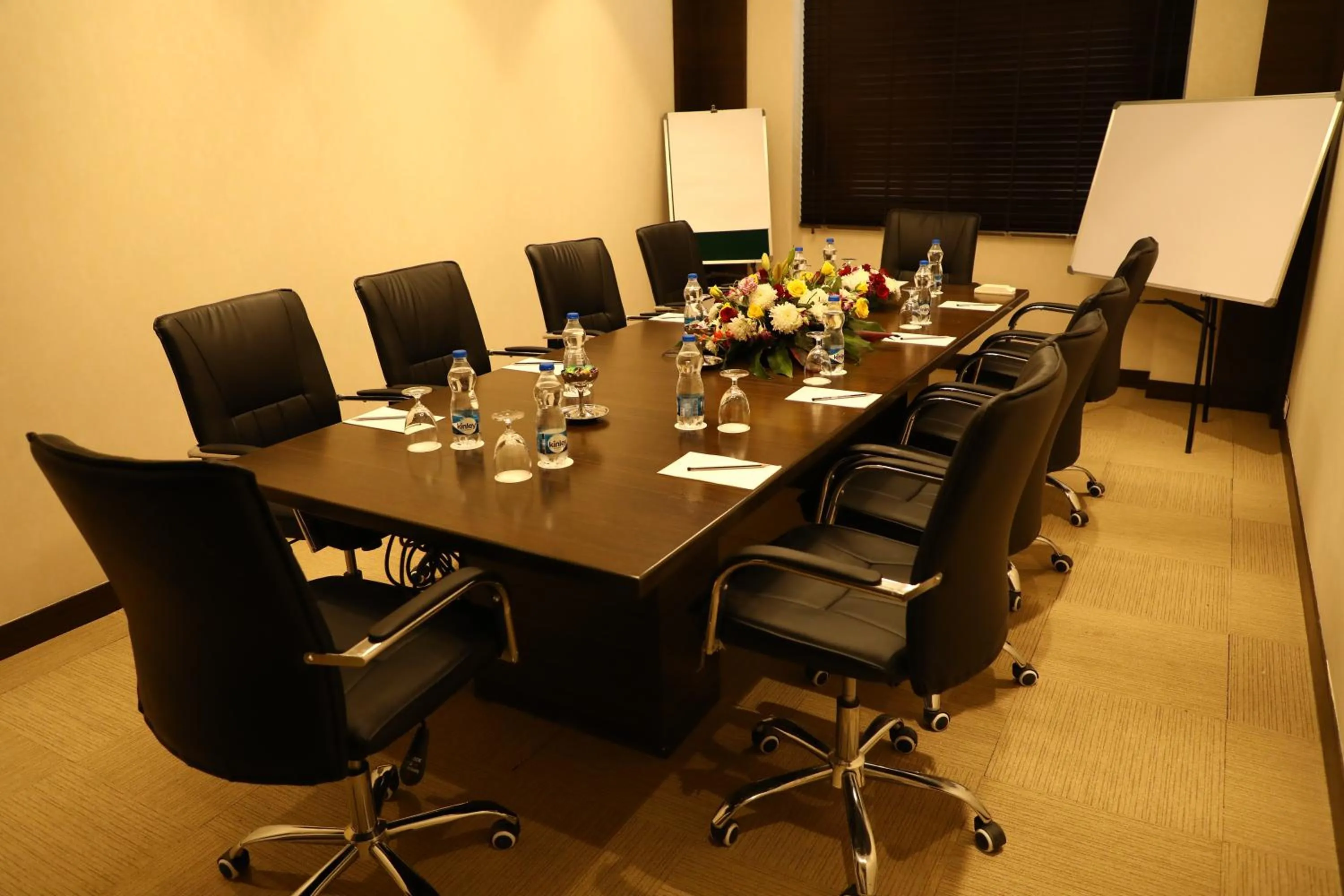Business facilities in YN Hotels