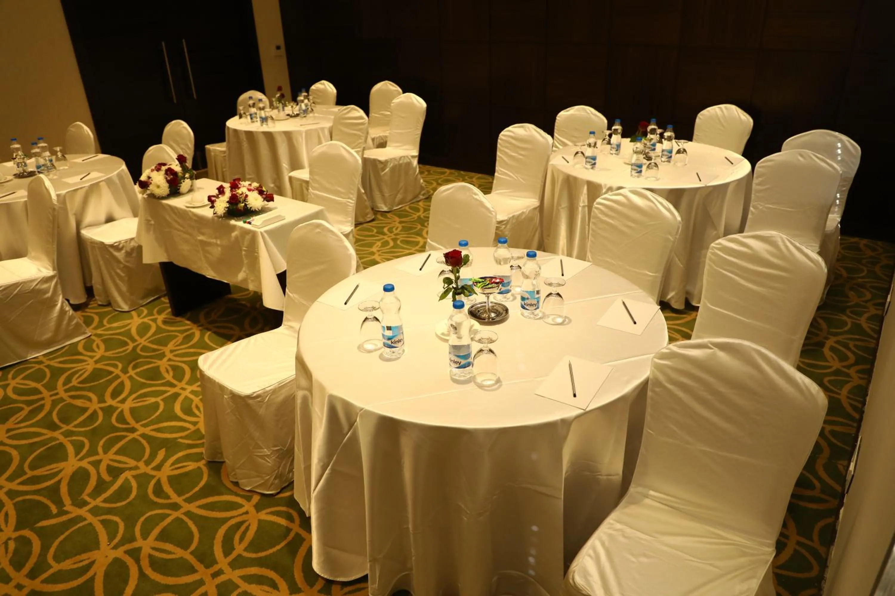 Business facilities in YN Hotels