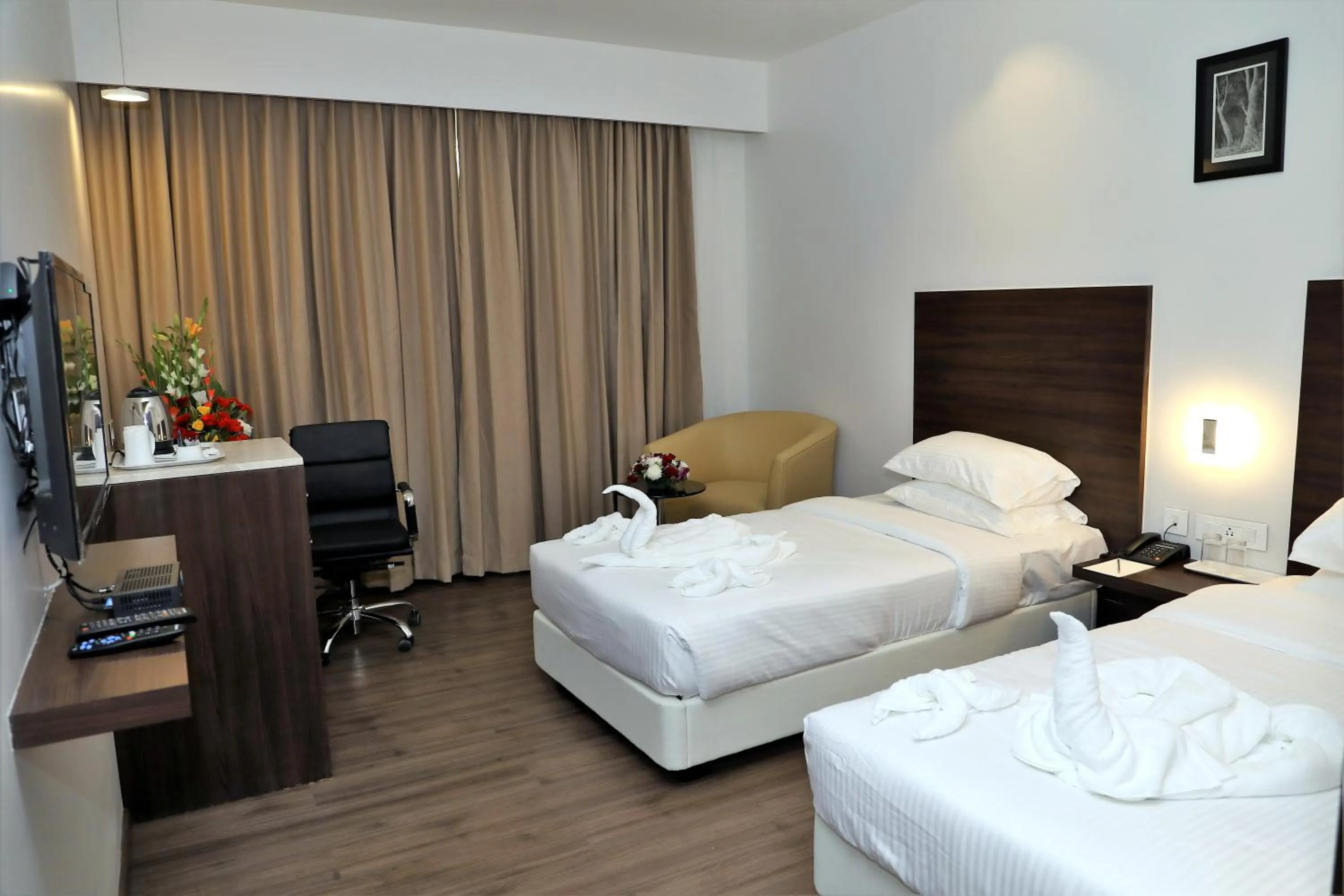 Photo of the whole room, Bed in YN Hotels