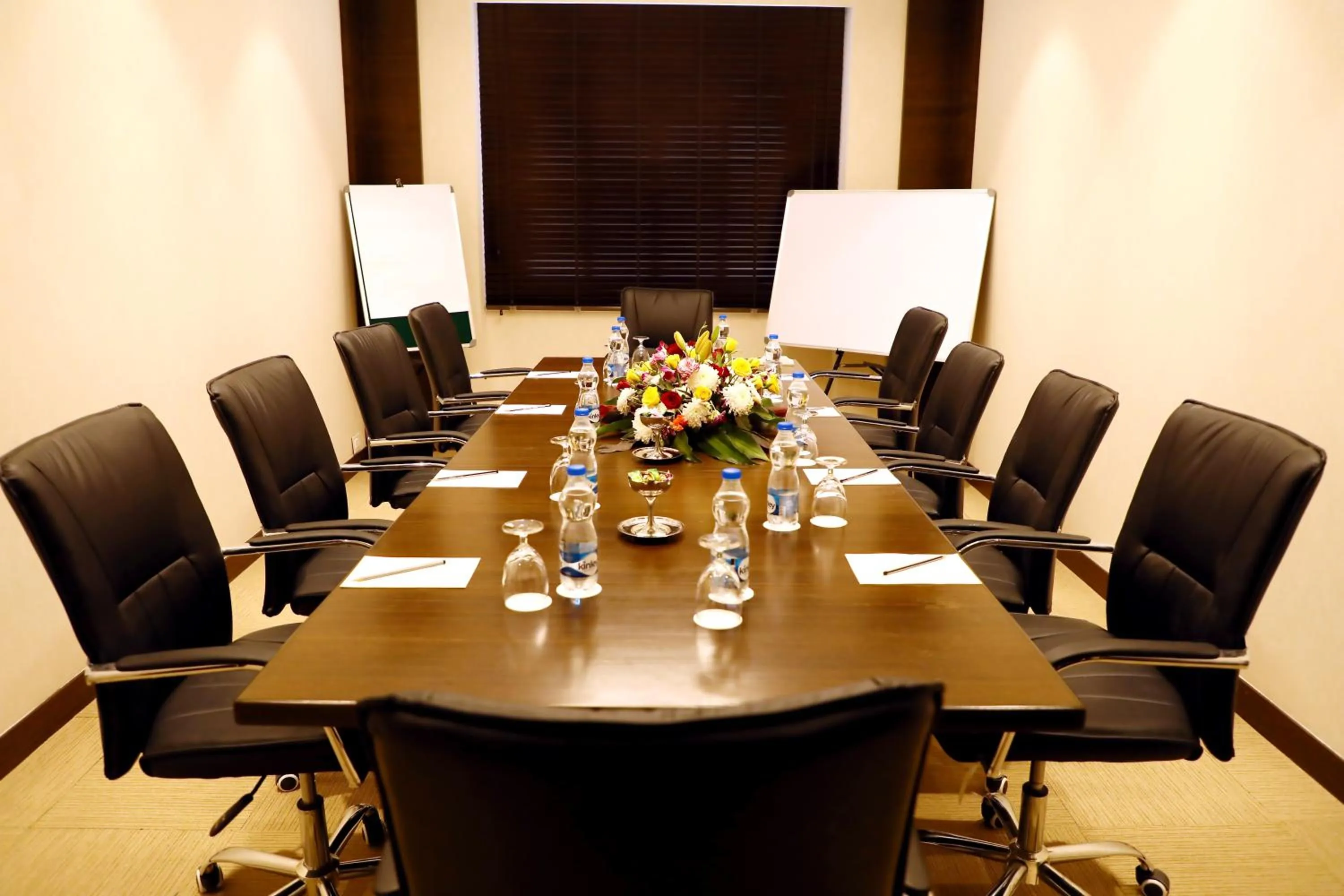 Business facilities in YN Hotels