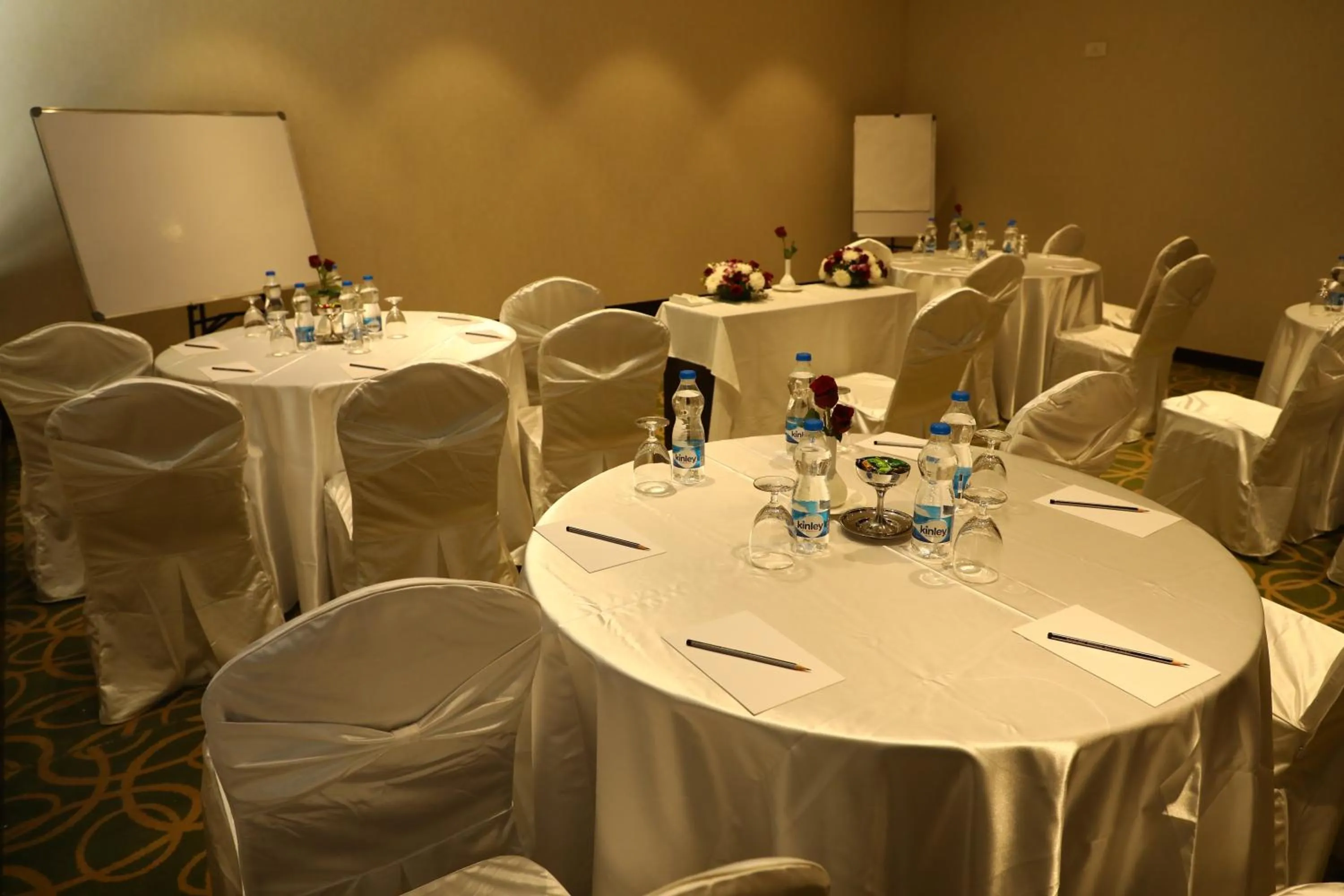 Business facilities in YN Hotels