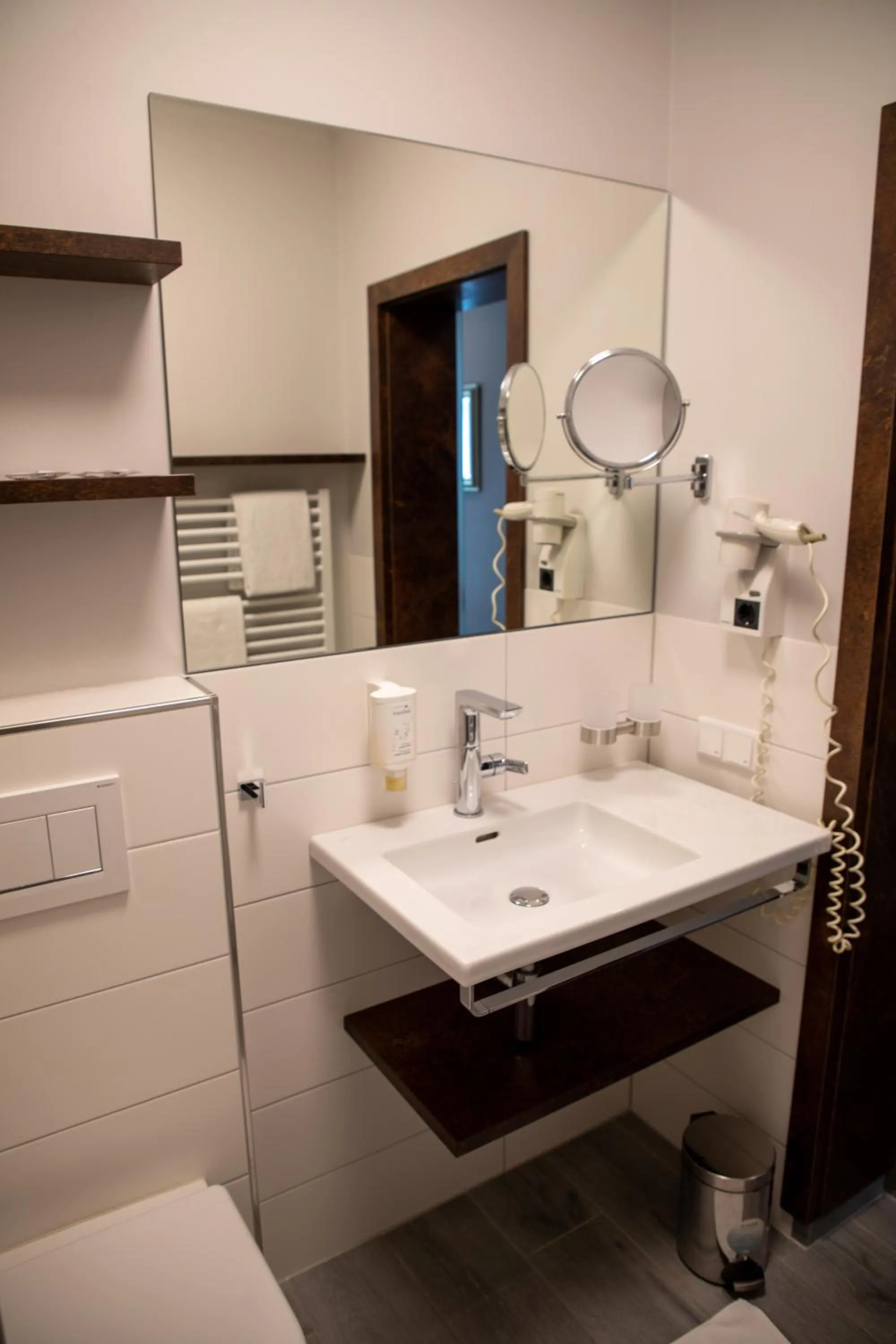 Bathroom in Landhotel Weserblick