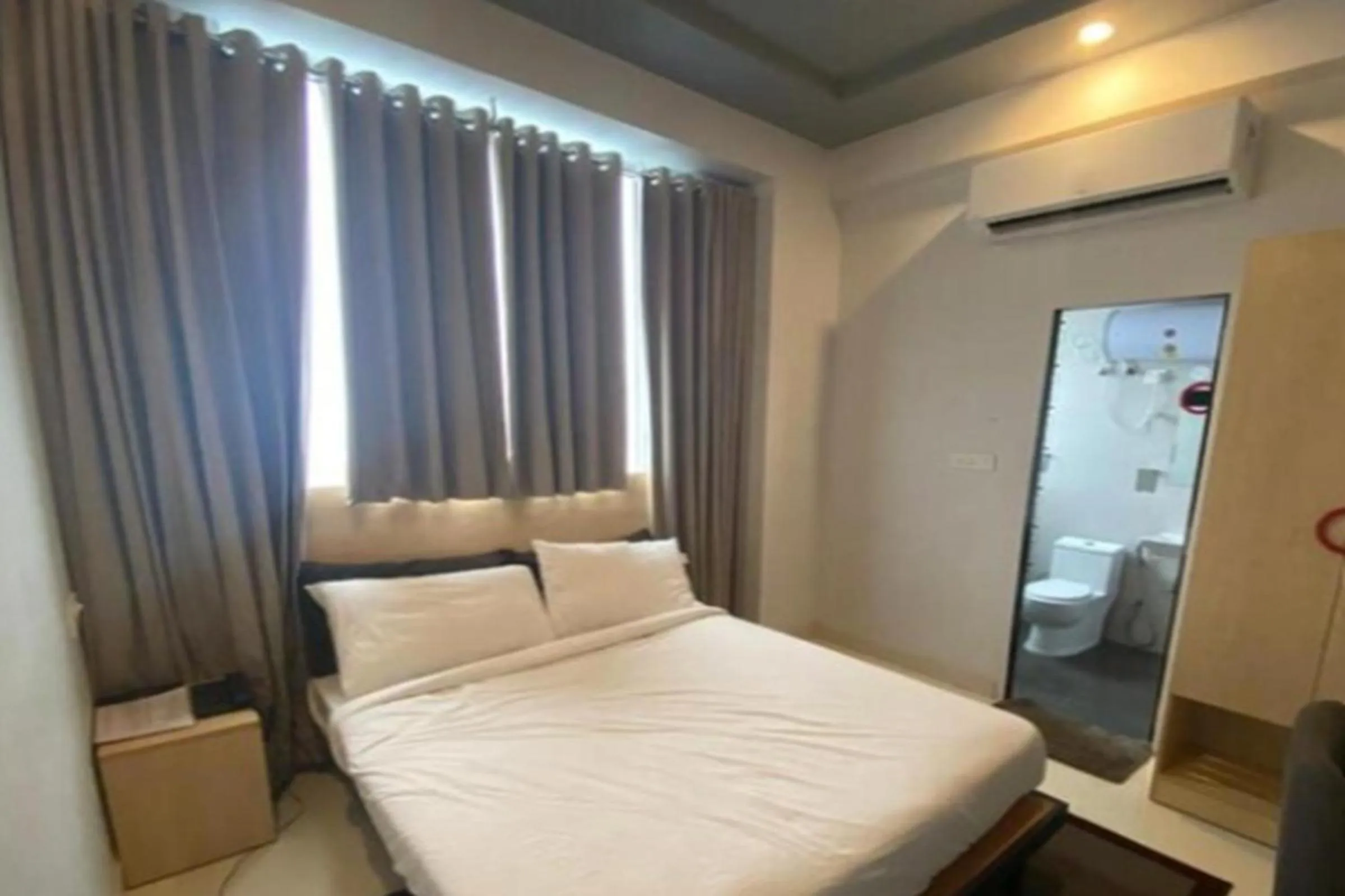 Bedroom in Jaipur Grand By StayApart