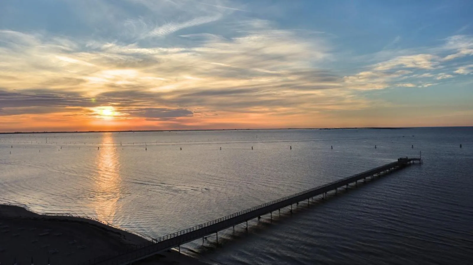 Sunrise in IL SOLE NEL MARE - Lido di Volano