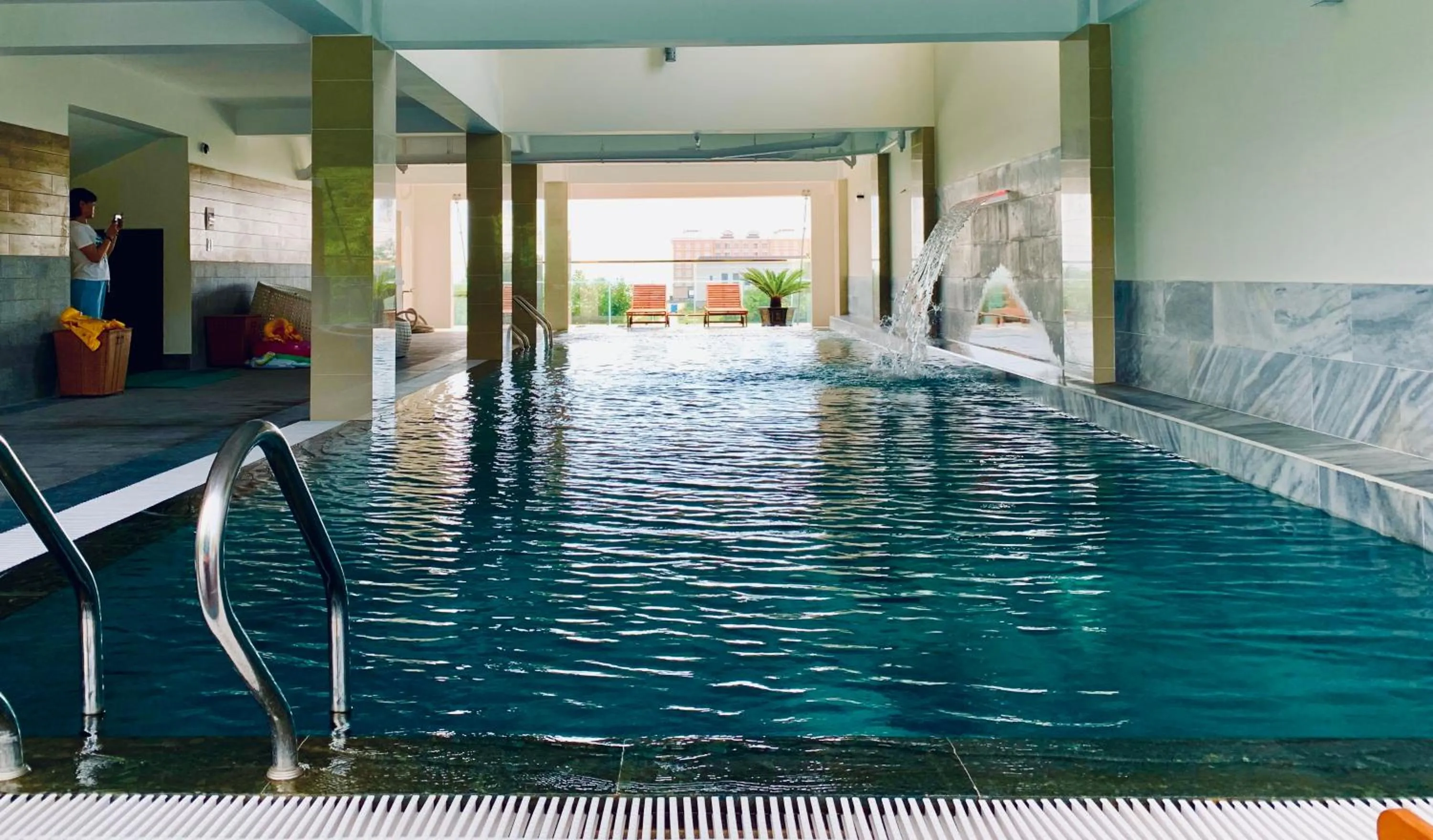 Swimming pool in UMI-PQ hotel