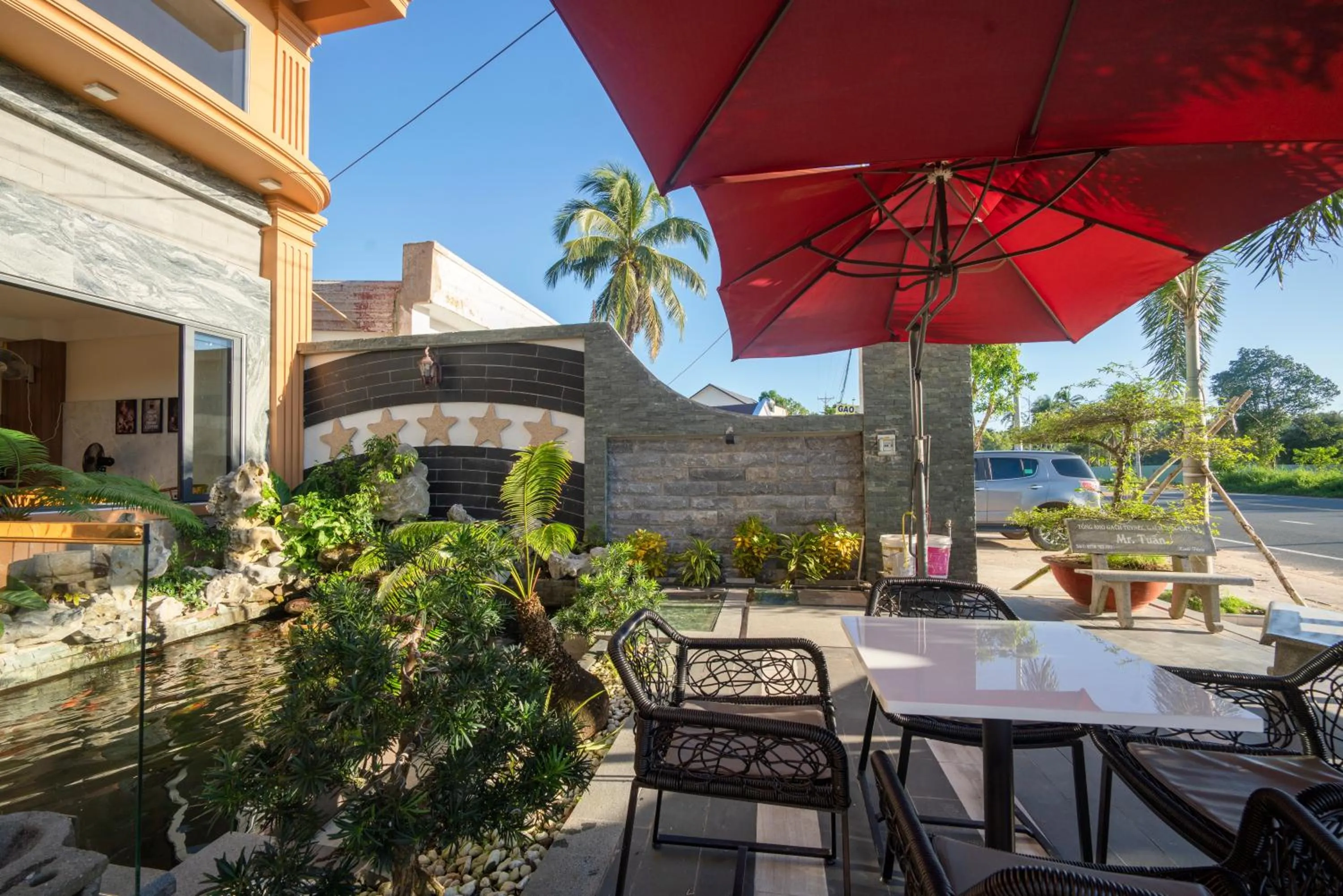 Patio in UMI-PQ hotel