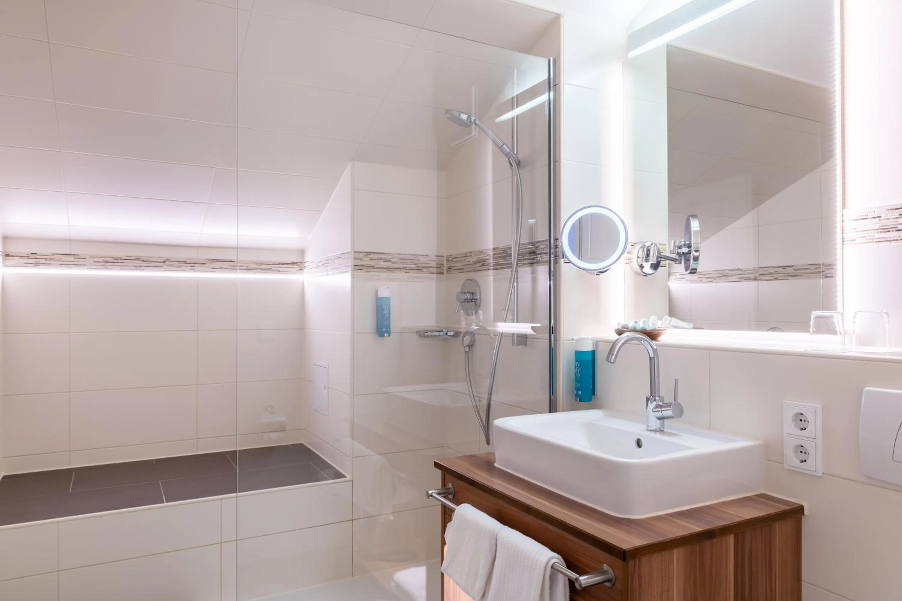 Bathroom in Königshof Hotel Resort