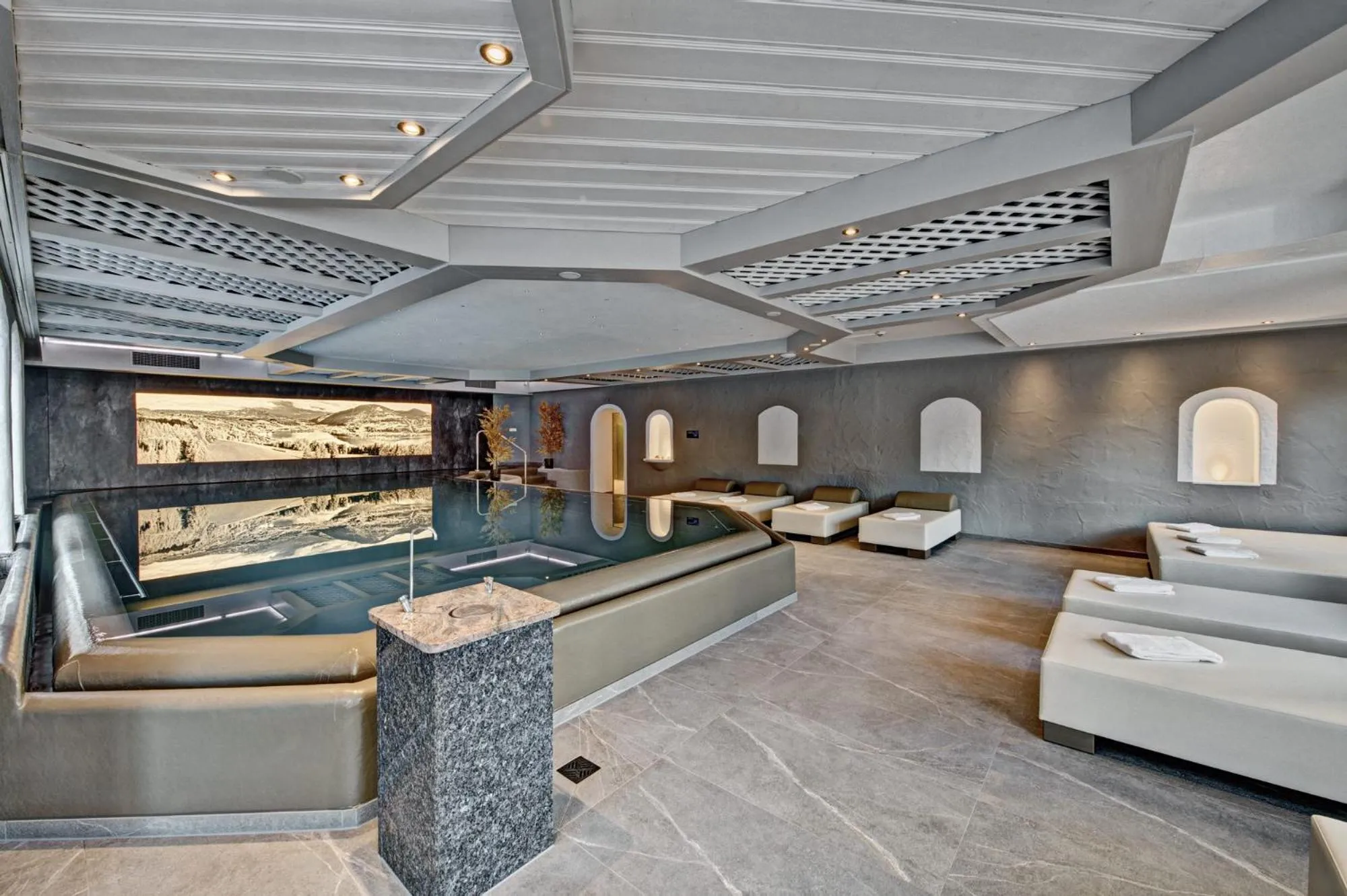 Spa and wellness centre/facilities in Königshof Hotel Resort