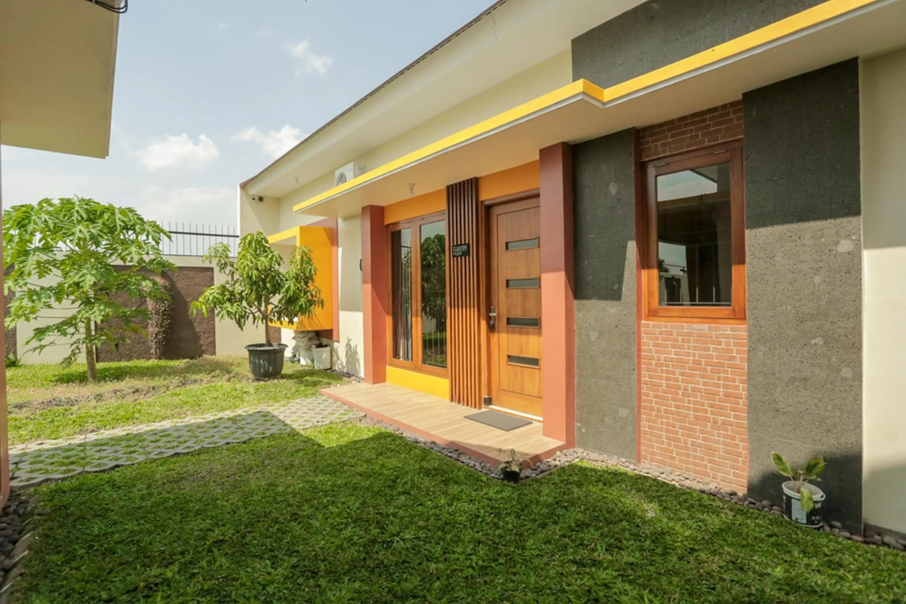 Property building in IDR Green Guest House Syariah Mitra RedDoorz