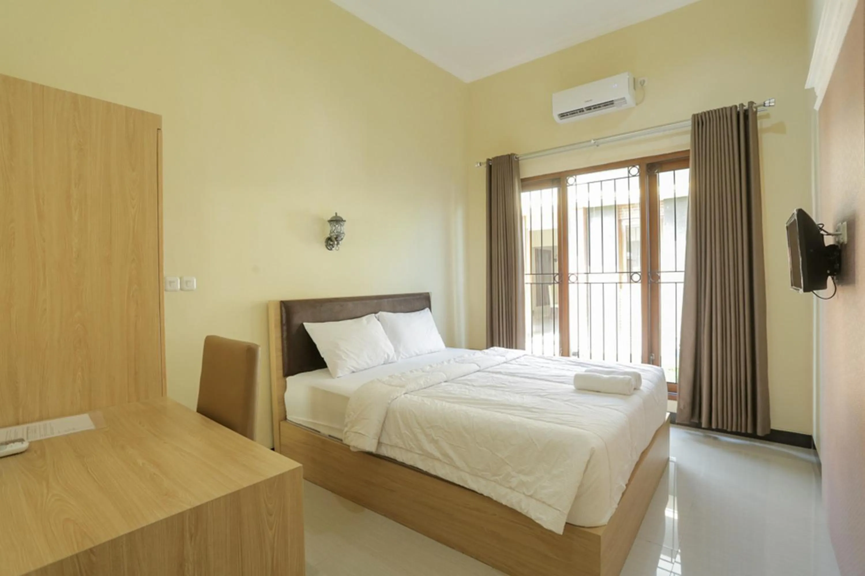 Bedroom, Bed in IDR Green Guest House Syariah Mitra RedDoorz