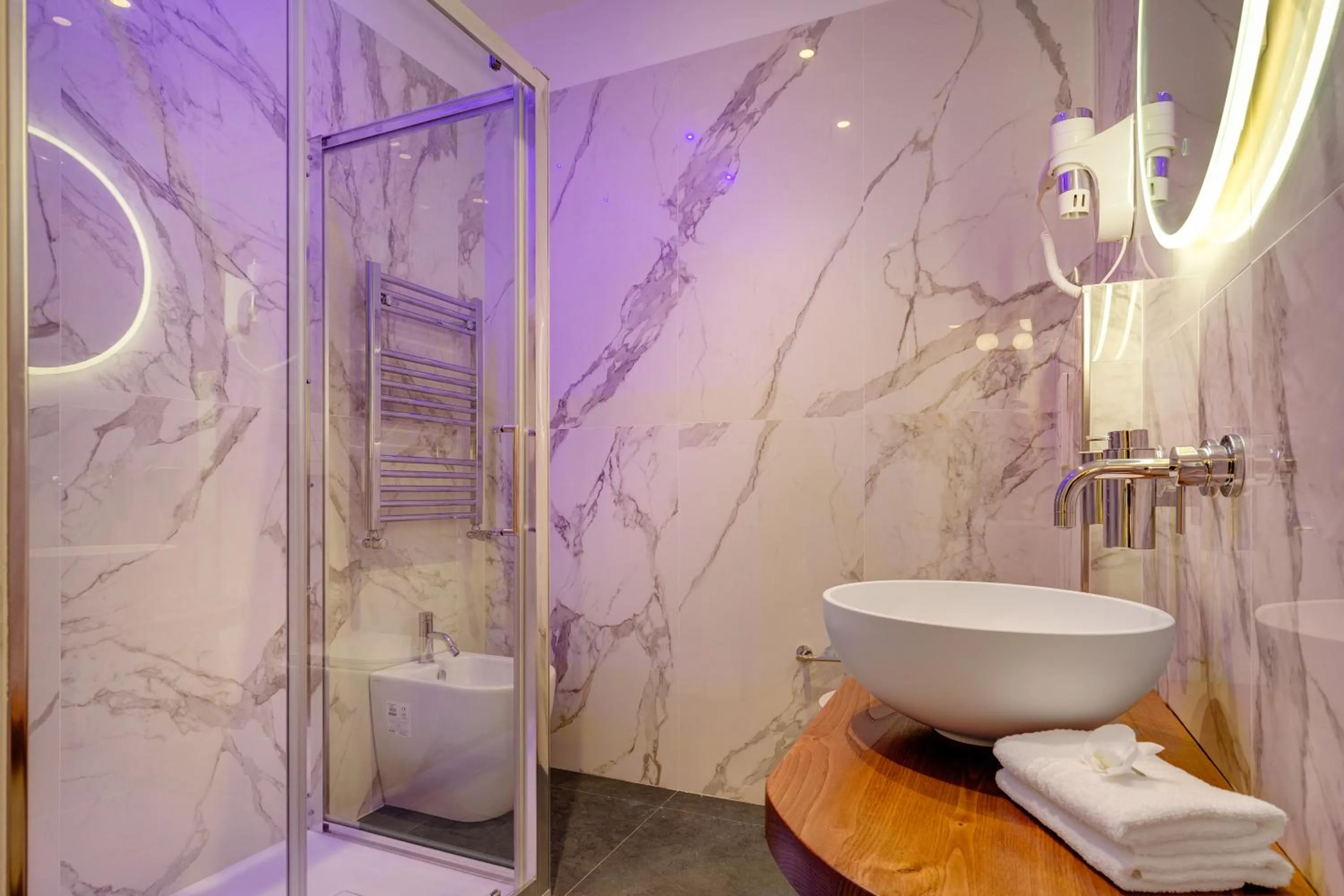 Bathroom in SM Vatican Relais B&B