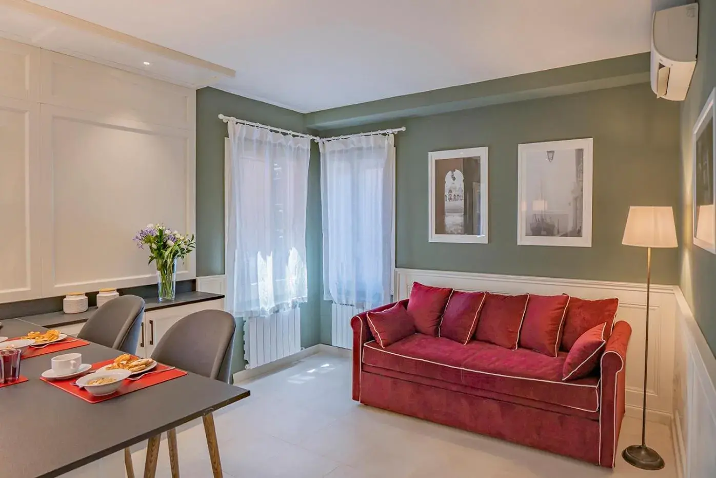 Lo Squero 2 Charming Apartment in Dorsoduro Lo Squero 2 Charming Apartment in Dorsoduro