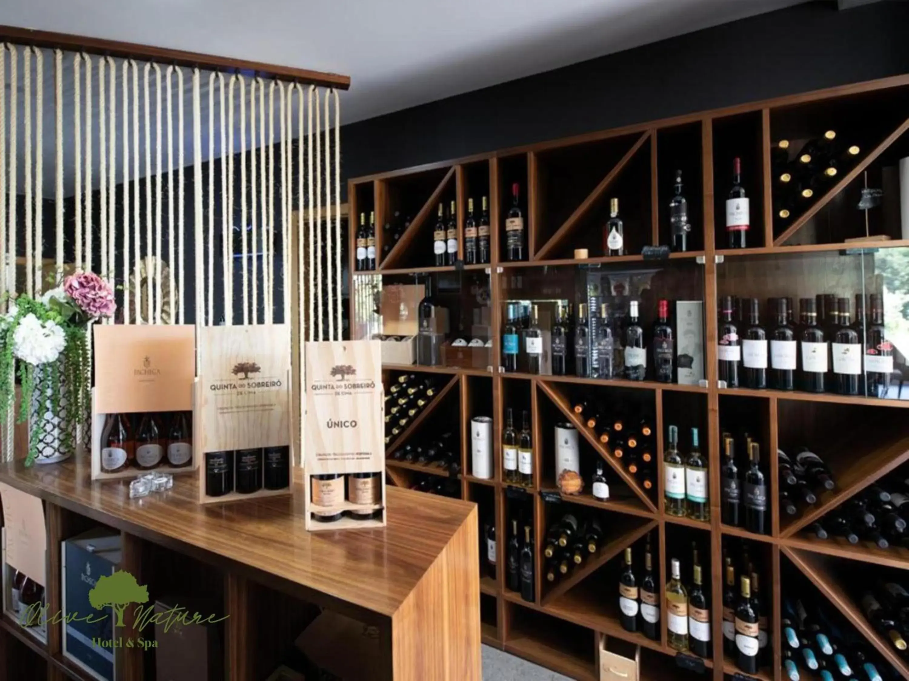 Lounge or bar in Olive Nature Hotel & SPA - Quinta Valle de Passos Lounge or bar in Olive Nature Hotel & SPA - Quinta Valle de Passos