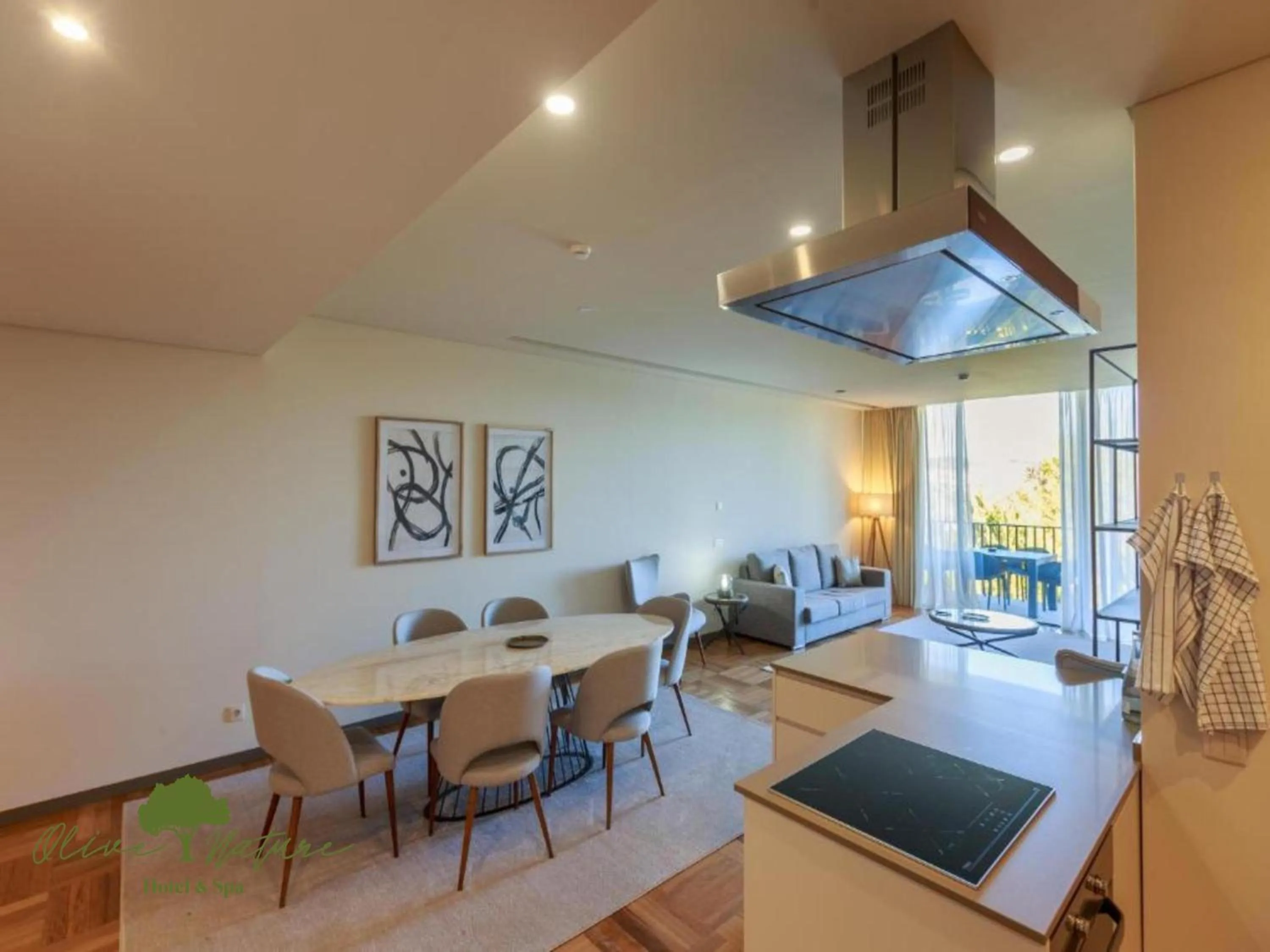 Kitchen or kitchenette in Olive Nature Hotel & SPA - Quinta Valle de Passos