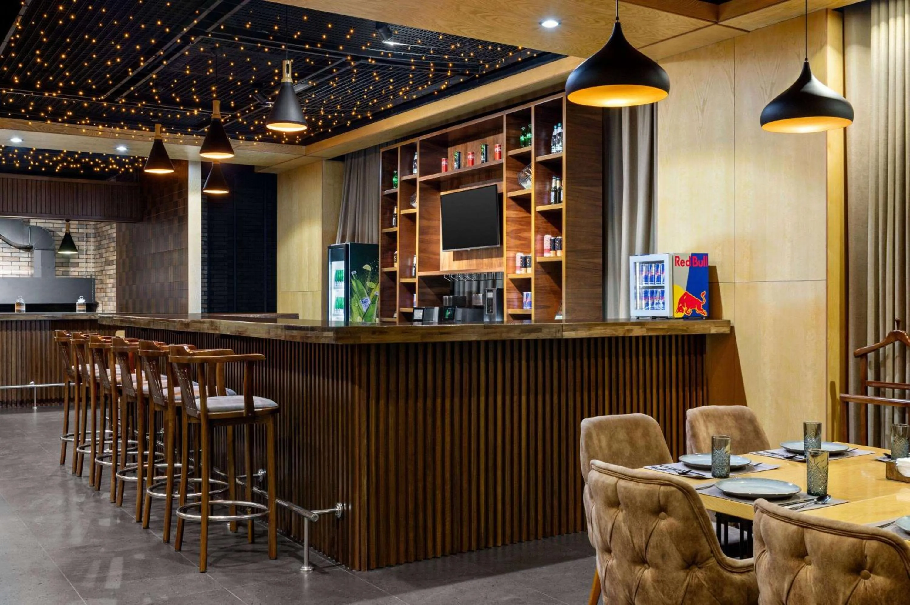 Lounge or bar in Wyndham Garden Tashkent