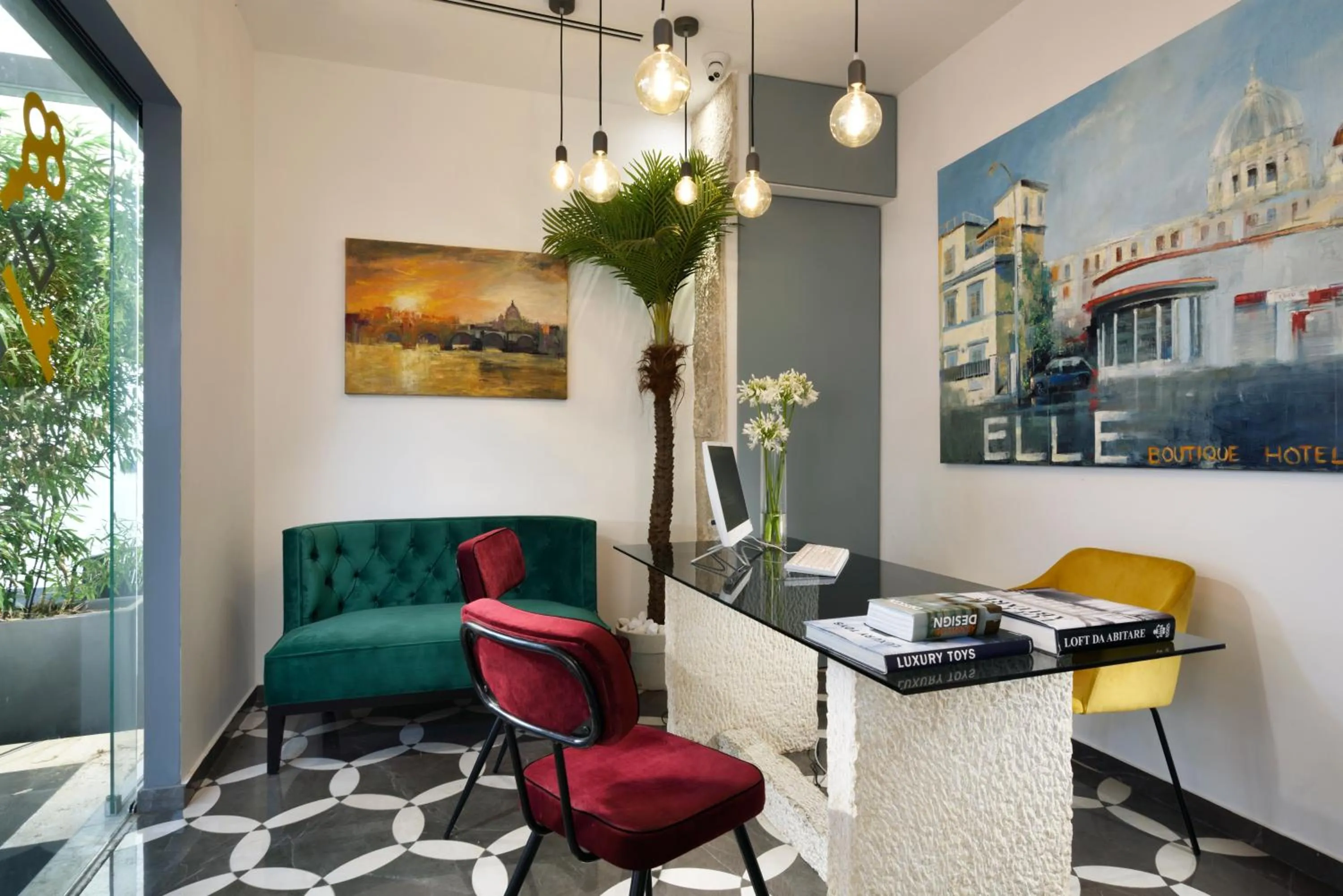 Lobby or reception in Le Boutique Hotel