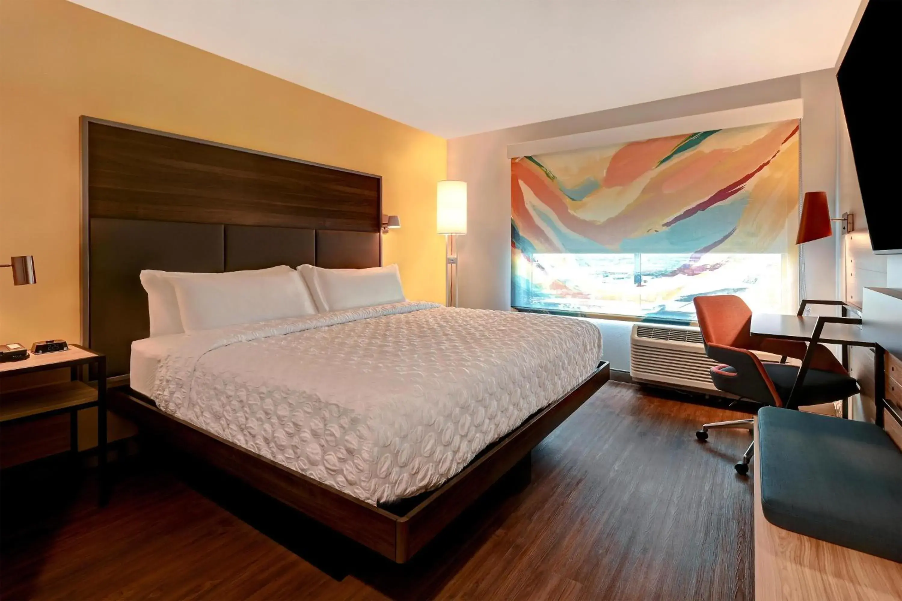 Bed in Tru By Hilton Albuquerque North I-25, Nm Bed in Tru By Hilton Albuquerque North I-25, Nm