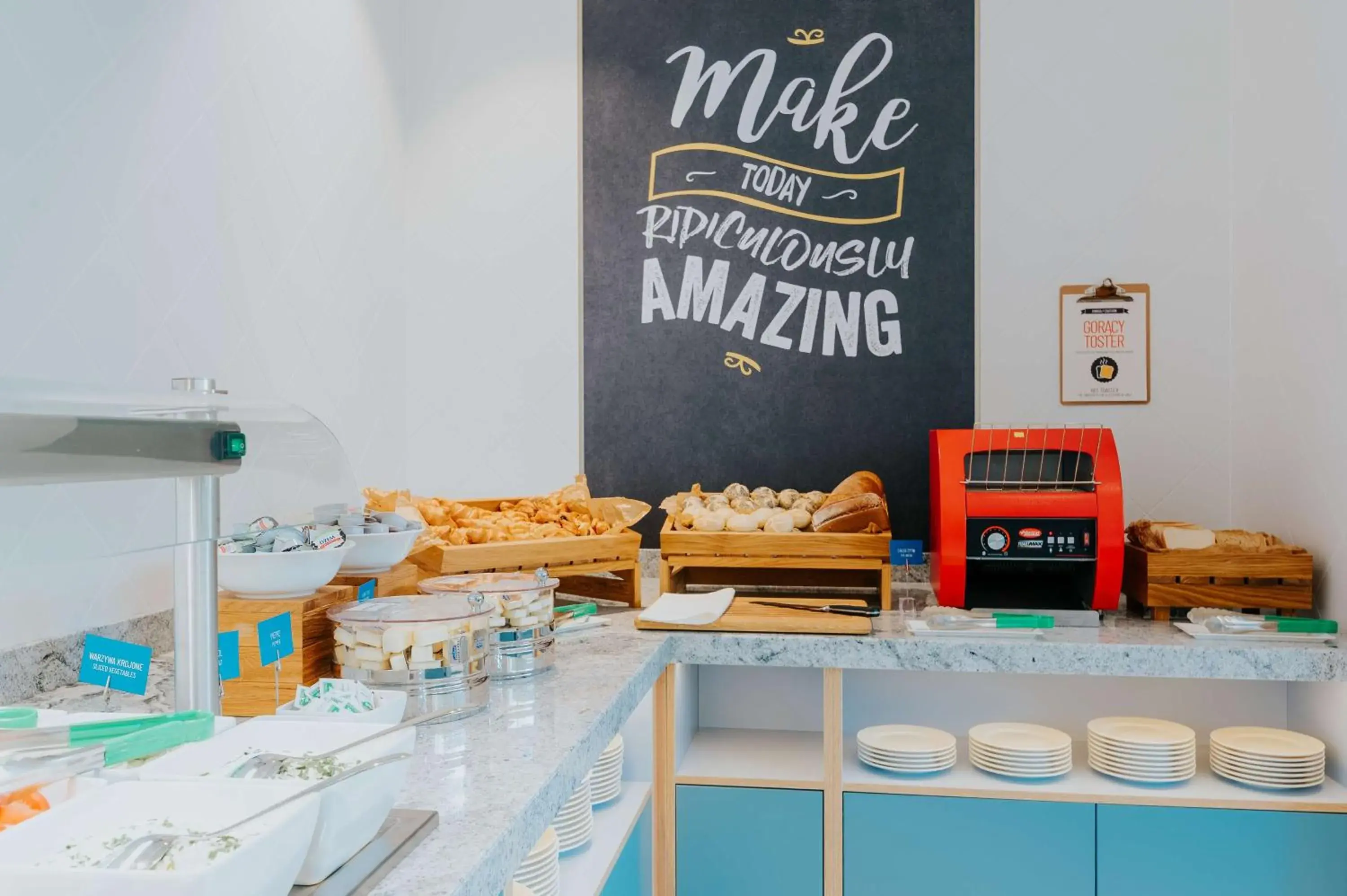 Breakfast in Hampton By Hilton Warsaw Reduta Breakfast in Hampton By Hilton Warsaw Reduta