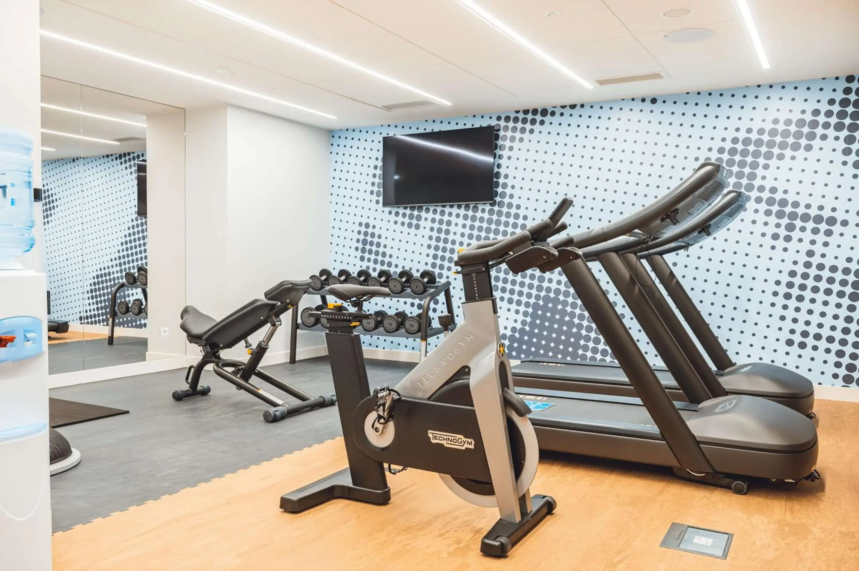 Fitness centre/facilities in Hampton By Hilton Warsaw Reduta Fitness centre/facilities in Hampton By Hilton Warsaw Reduta