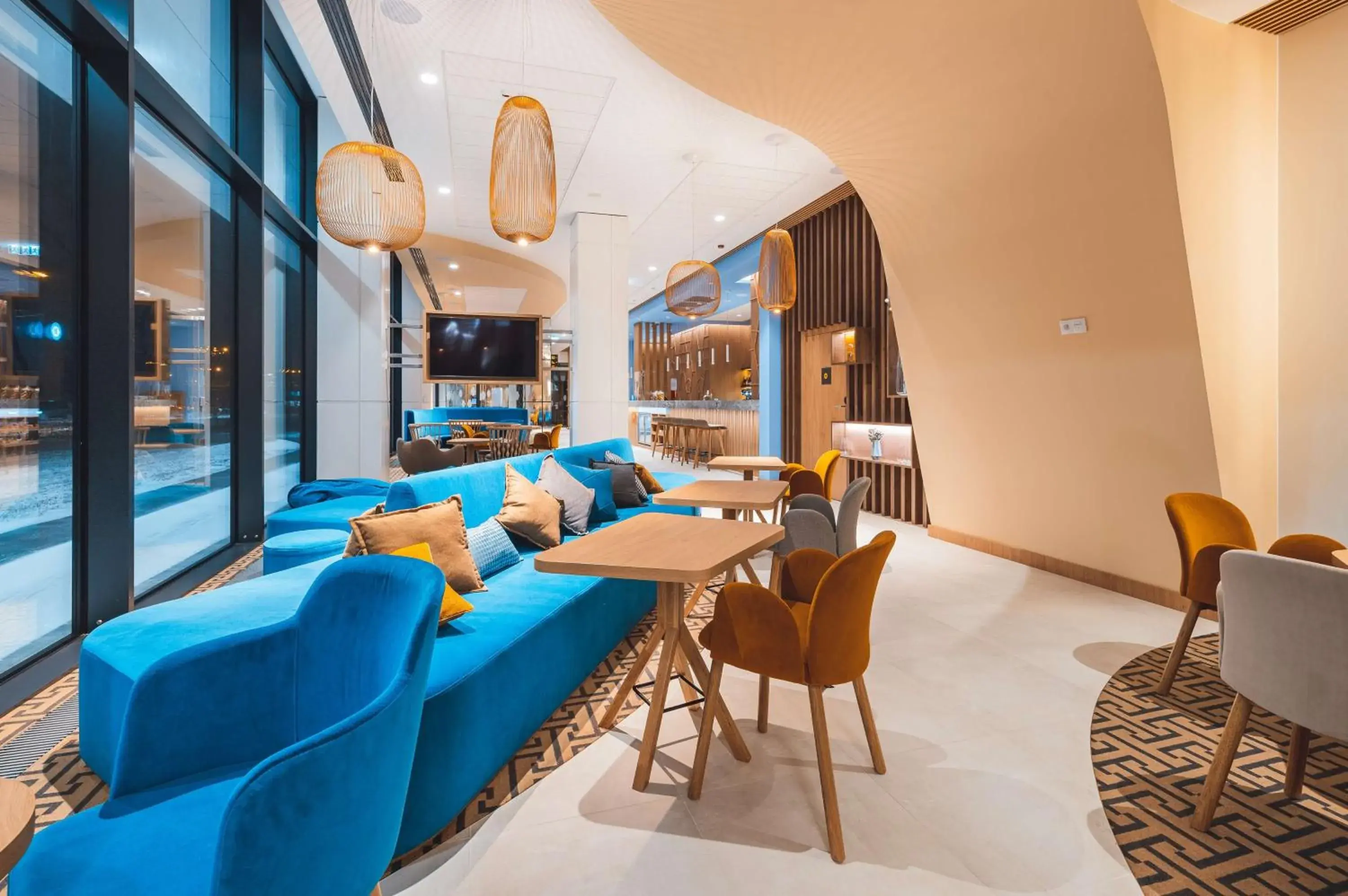 Lobby or reception in Hampton By Hilton Warsaw Reduta Lobby or reception in Hampton By Hilton Warsaw Reduta