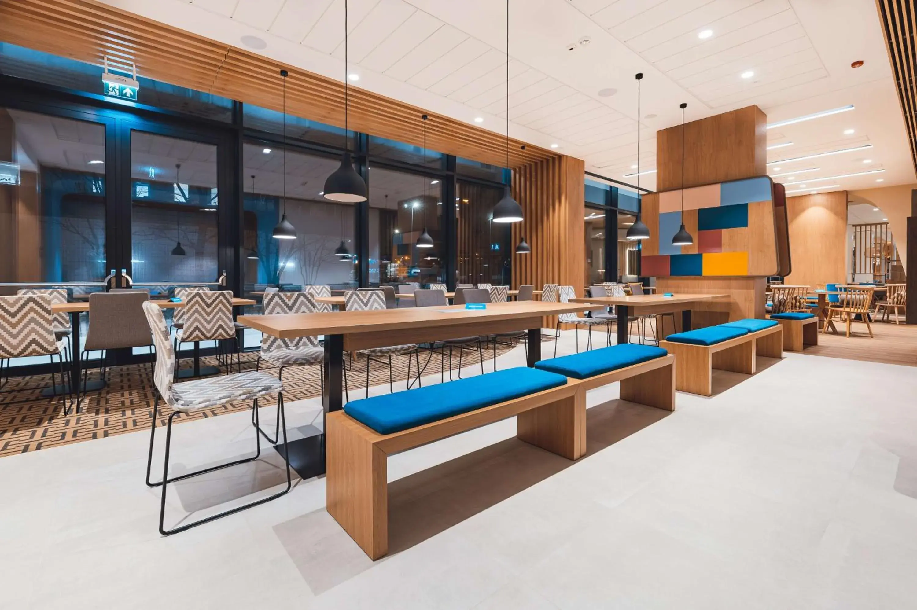 Restaurant/places to eat in Hampton By Hilton Warsaw Reduta Restaurant/places to eat in Hampton By Hilton Warsaw Reduta