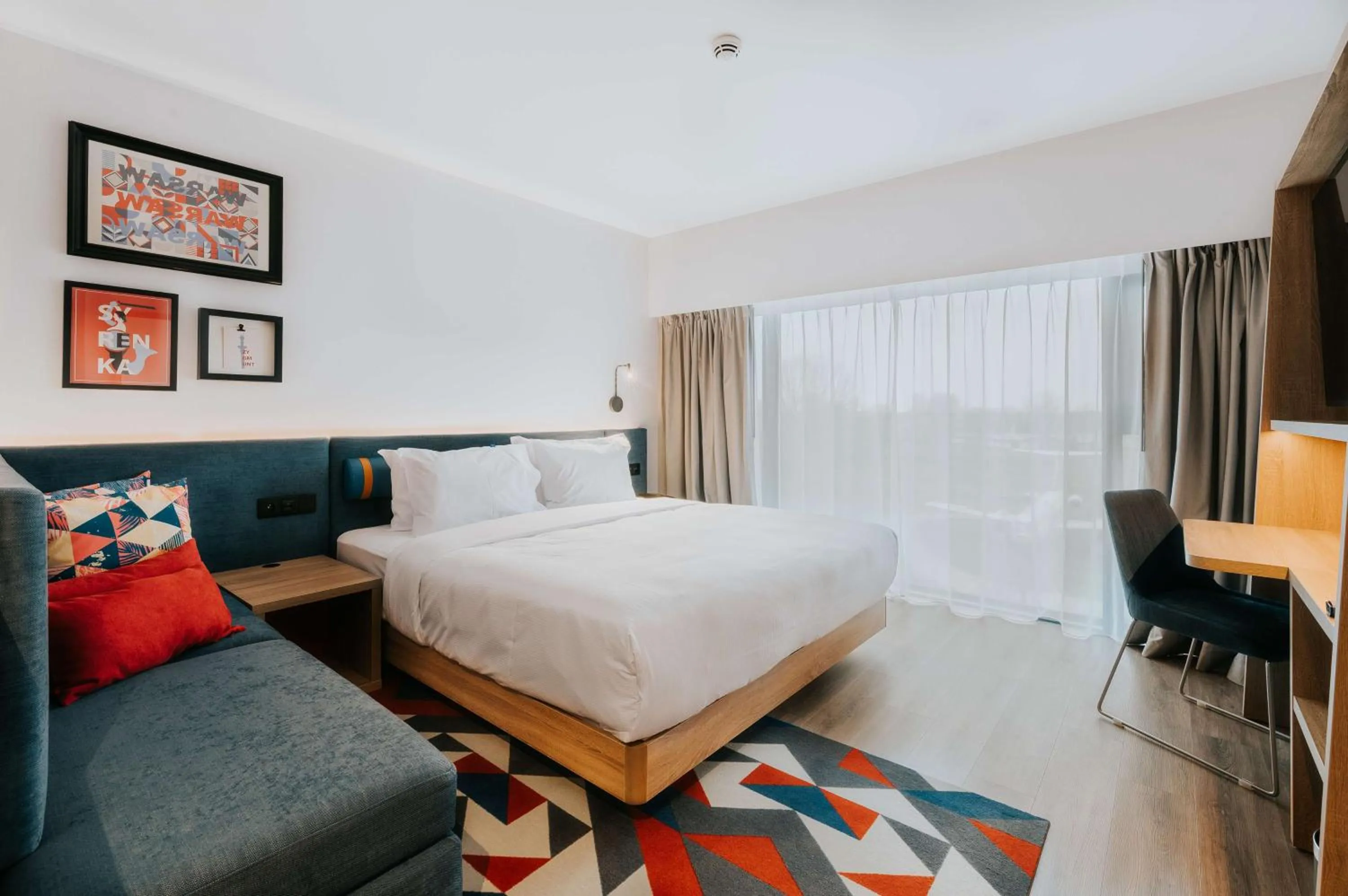 Bedroom, Bed in Hampton By Hilton Warsaw Reduta