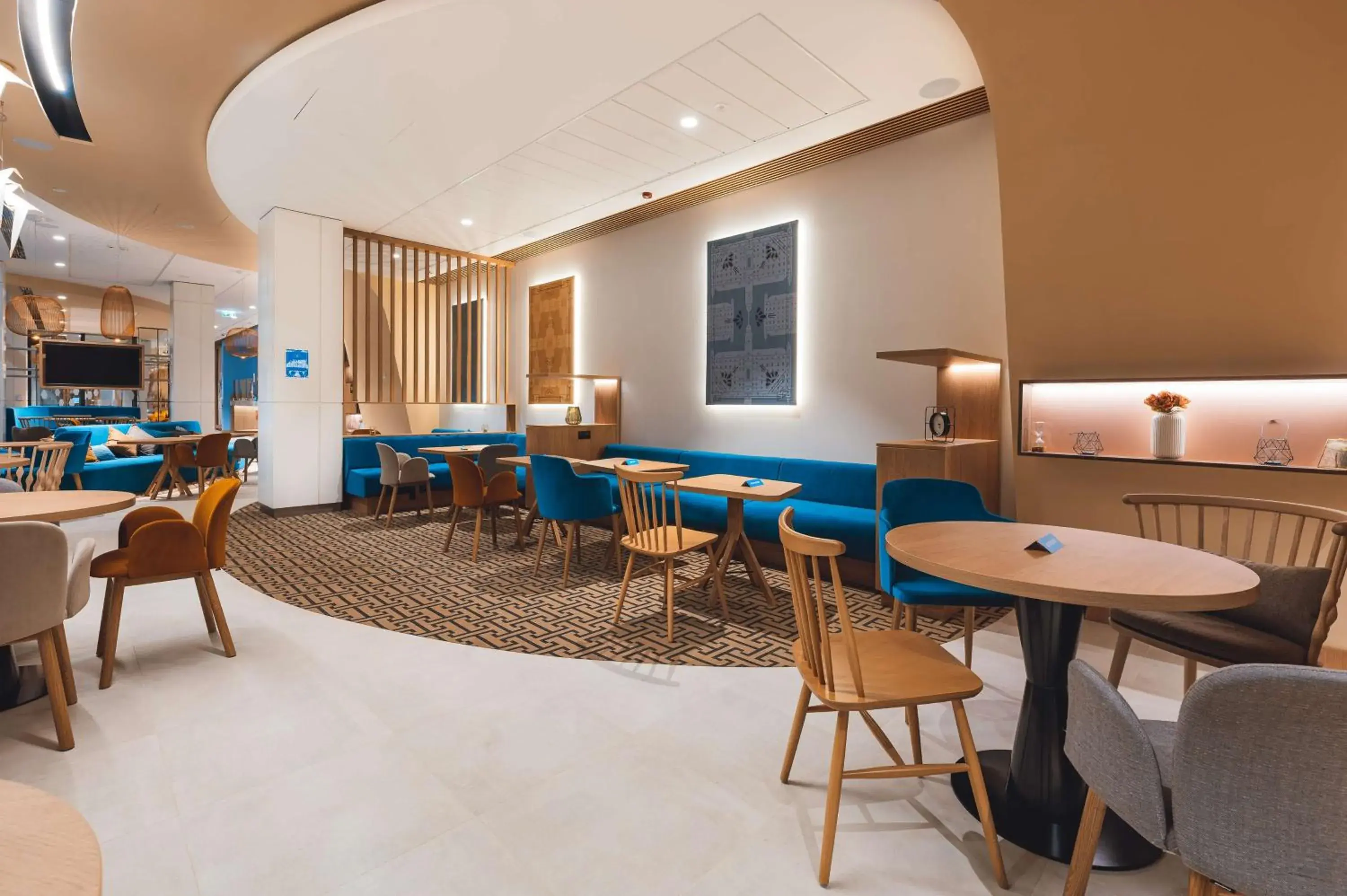 Breakfast in Hampton By Hilton Warsaw Reduta Breakfast in Hampton By Hilton Warsaw Reduta