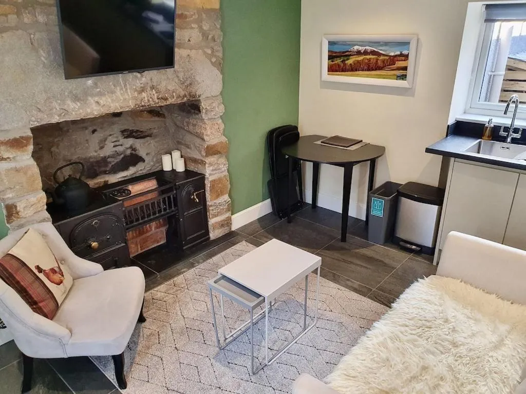 Oakbank Servant's Quarters