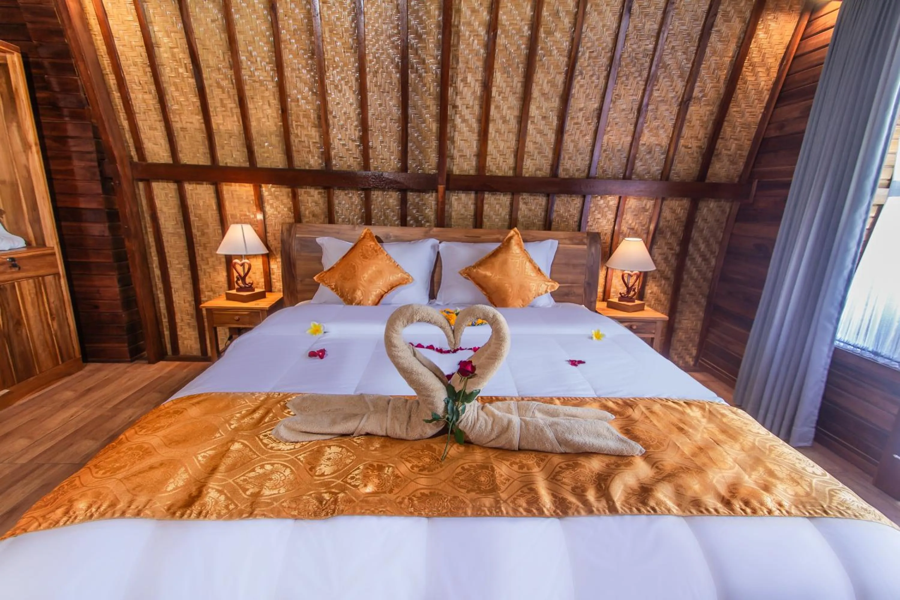 Bedroom, Bed in Mailaku House