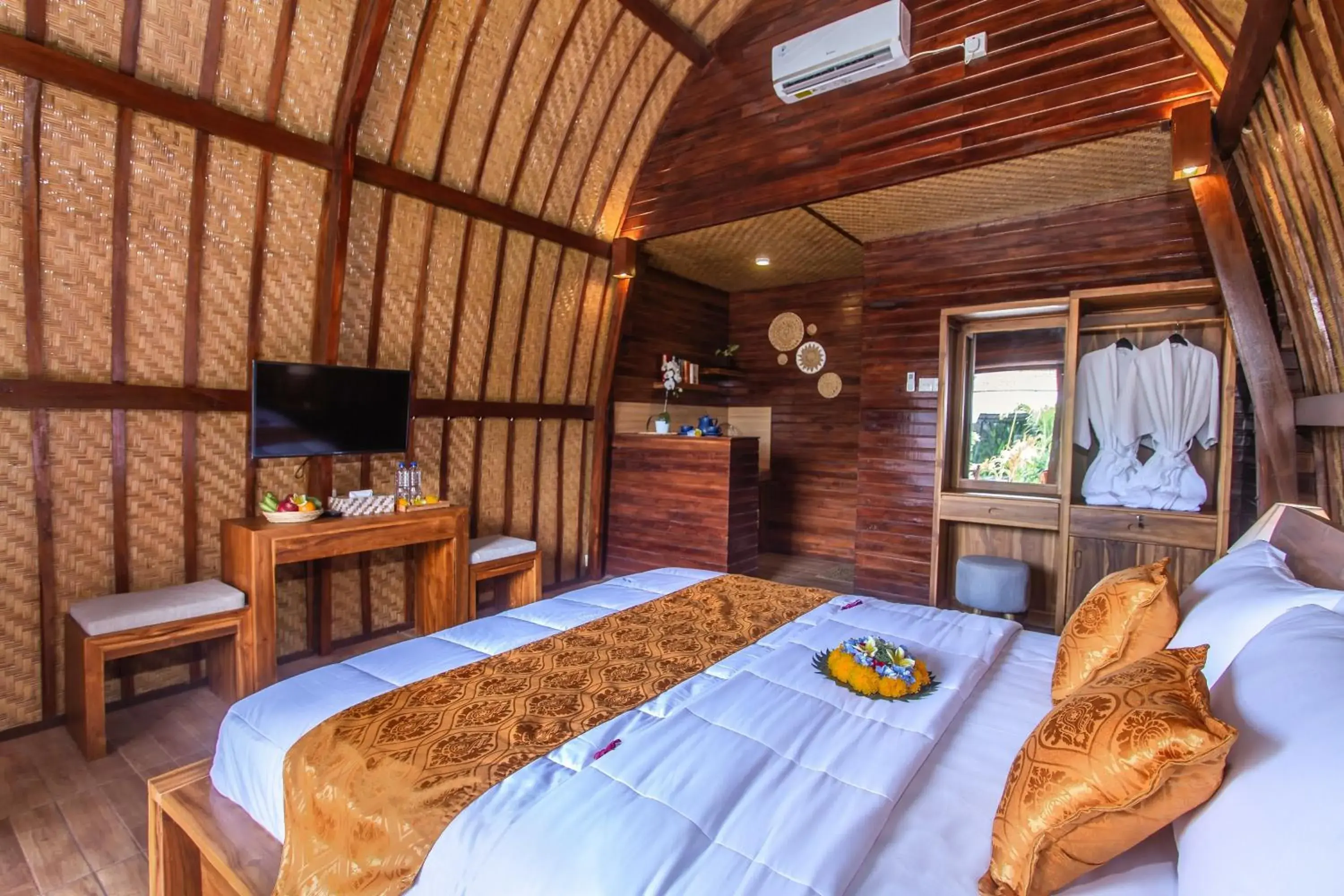 Photo of the whole room, Bed in Mailaku House Photo of the whole room, Bed in Mailaku House