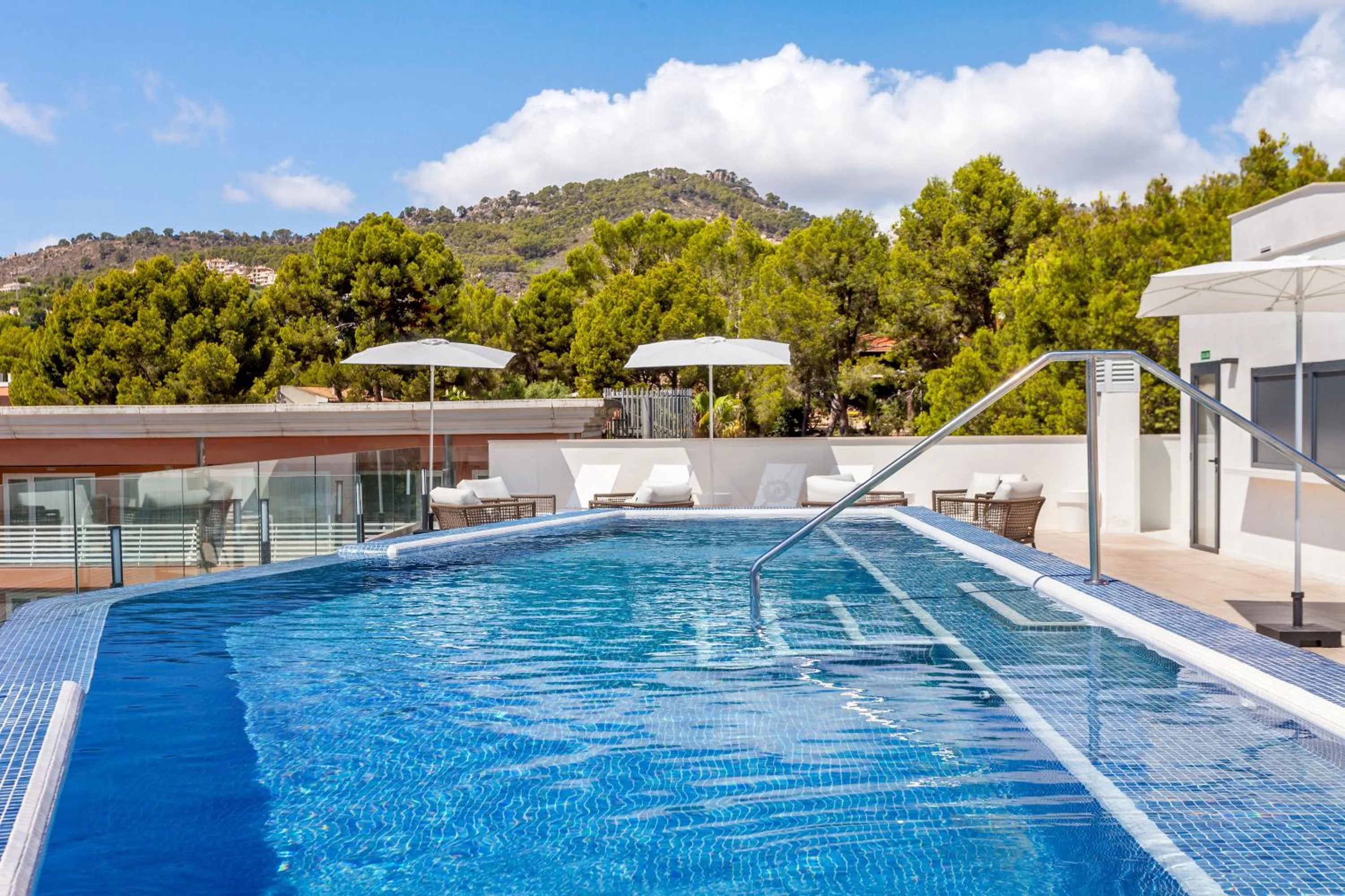 Swimming pool in Hotel Morlans Suites - Adults Only