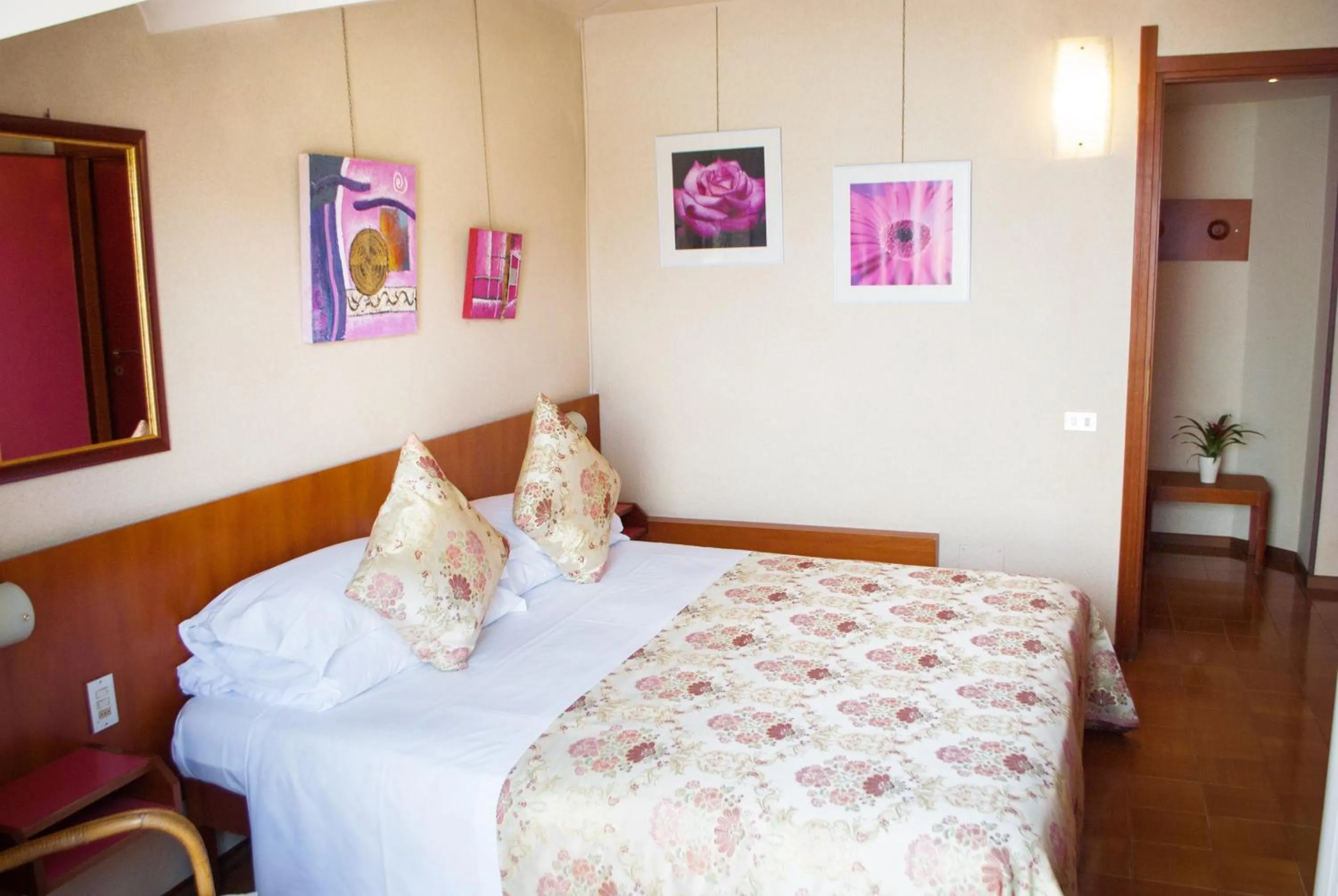 Bed in Hotel Grifone