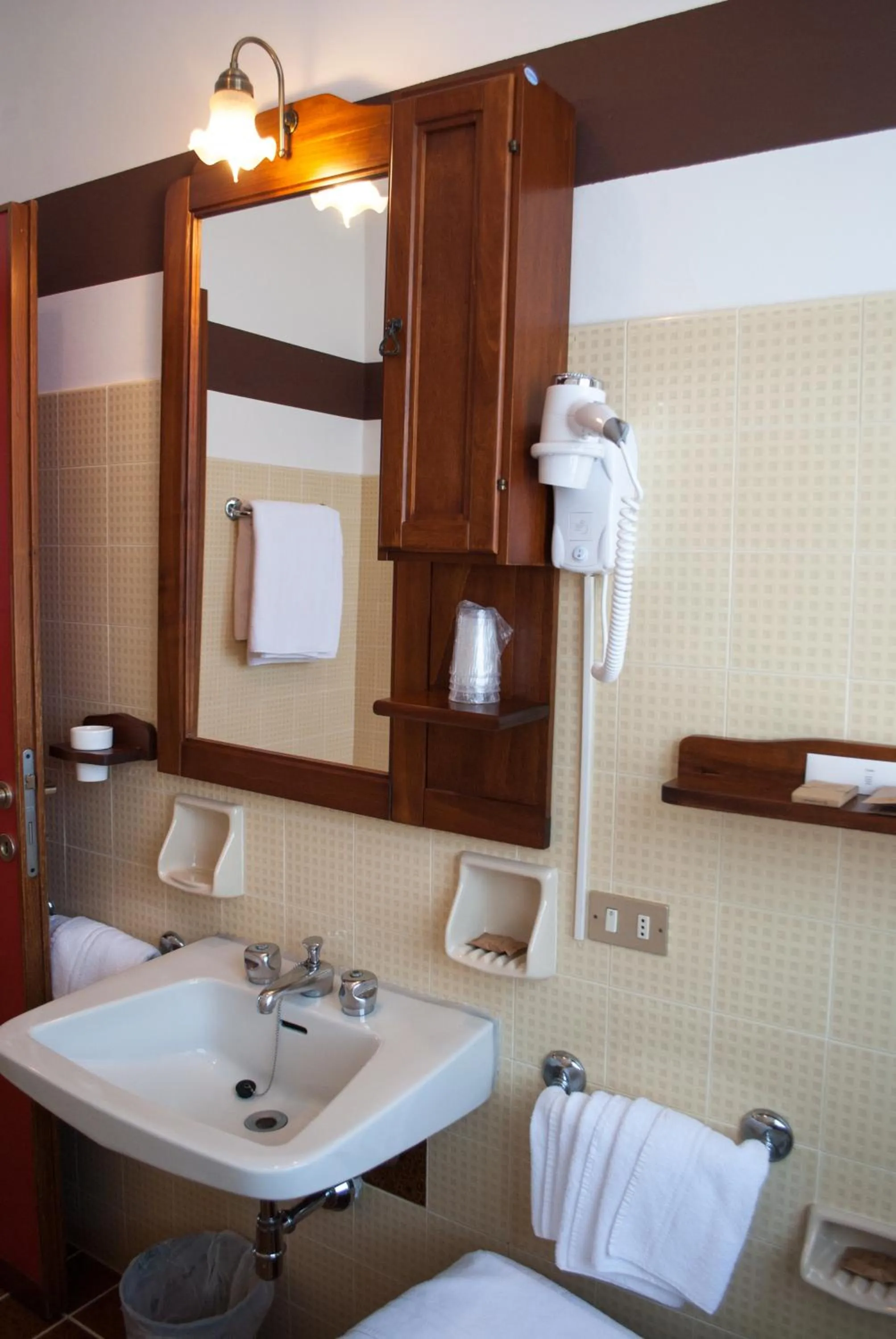 Bathroom in Hotel Grifone