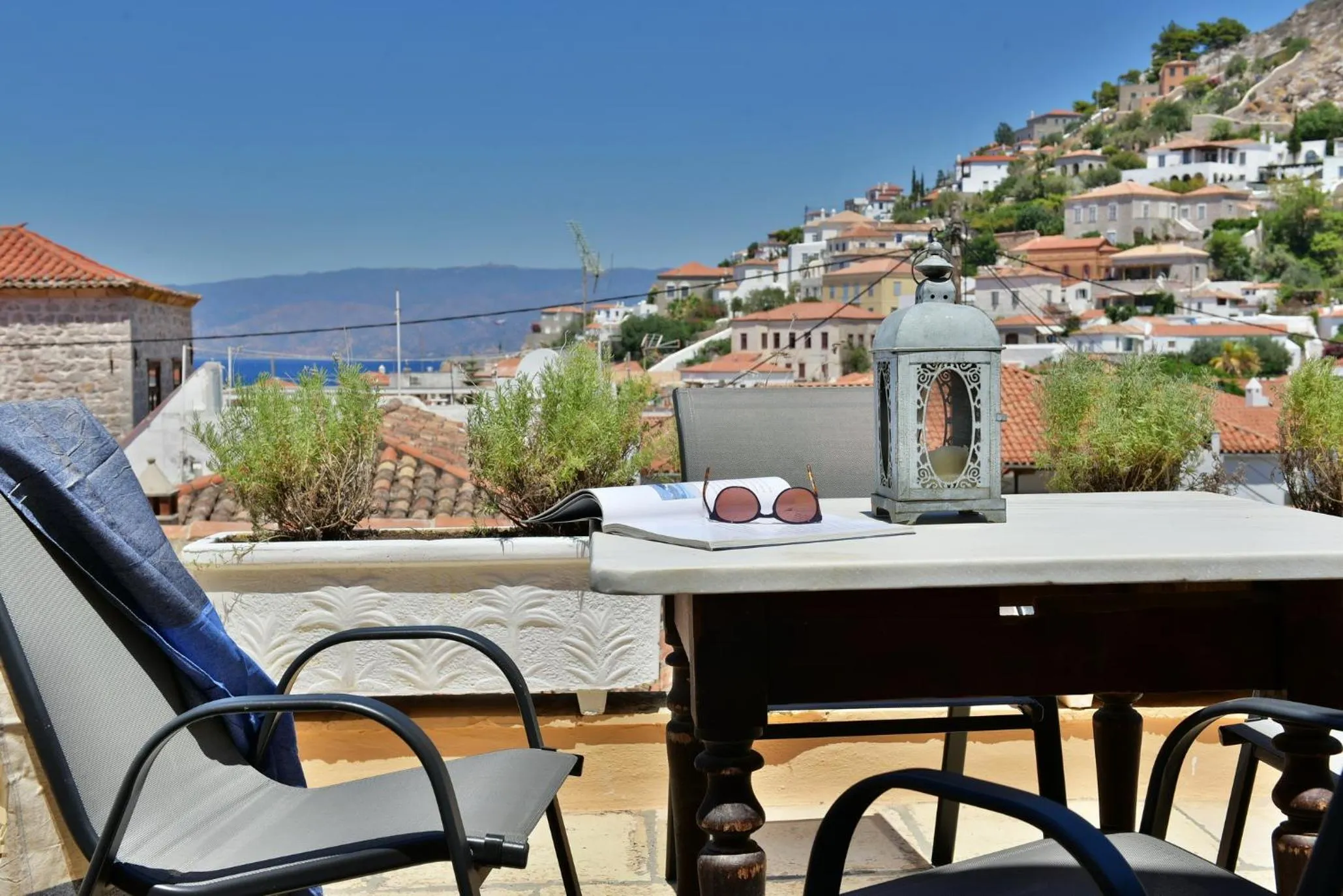 Balcony/Terrace in Hydra Art Suites