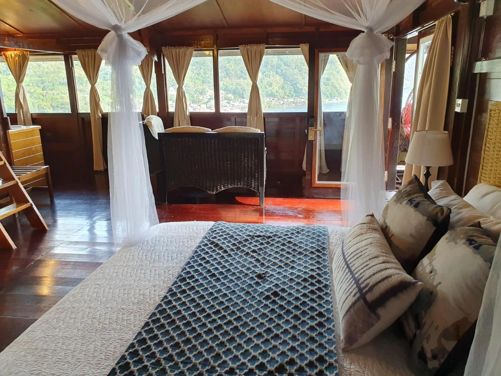 Bed in Green Fig Resort & Spa