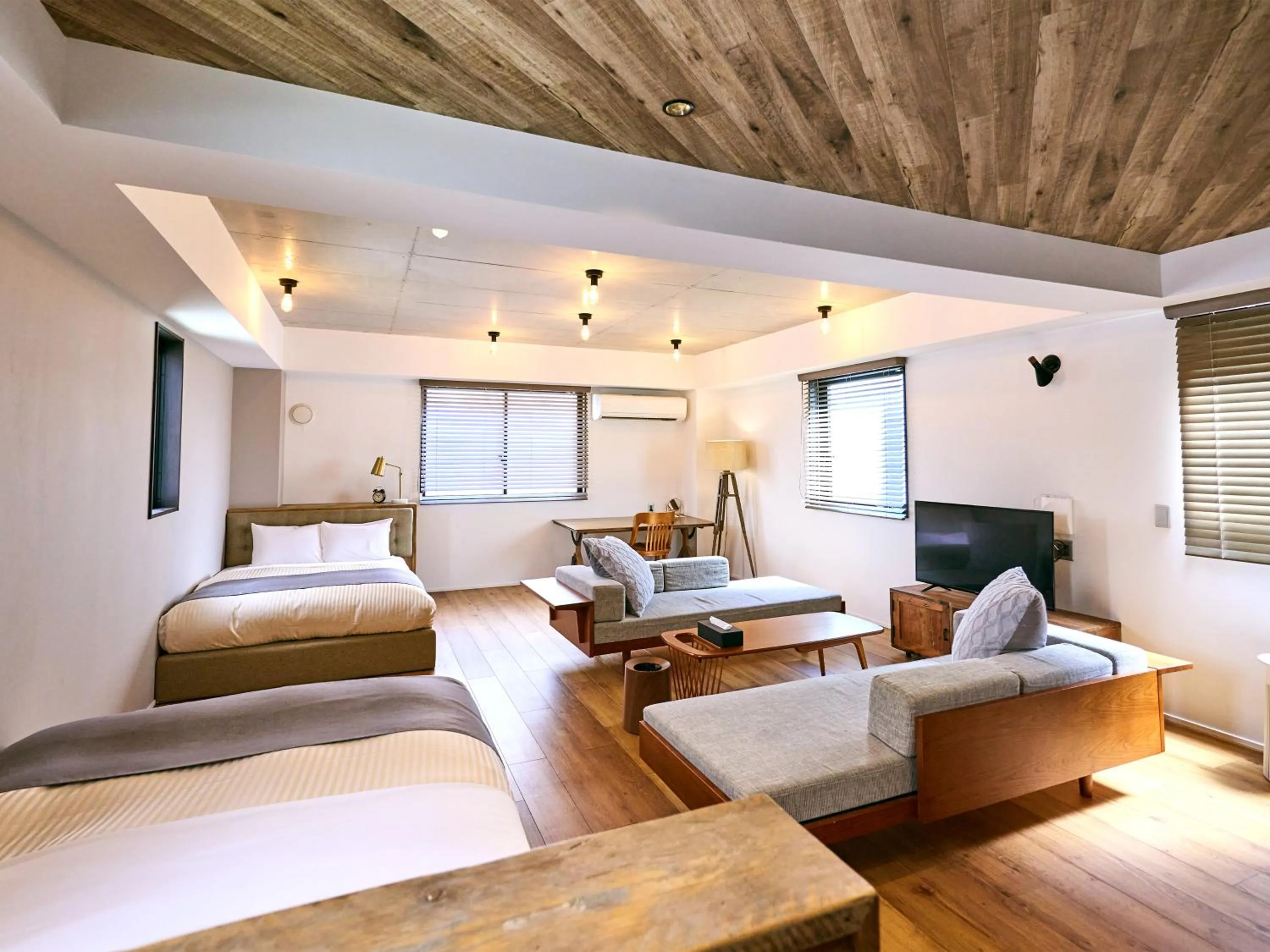 Photo of the whole room, Bed in Hotel Vintage Tokyo Kagurazaka