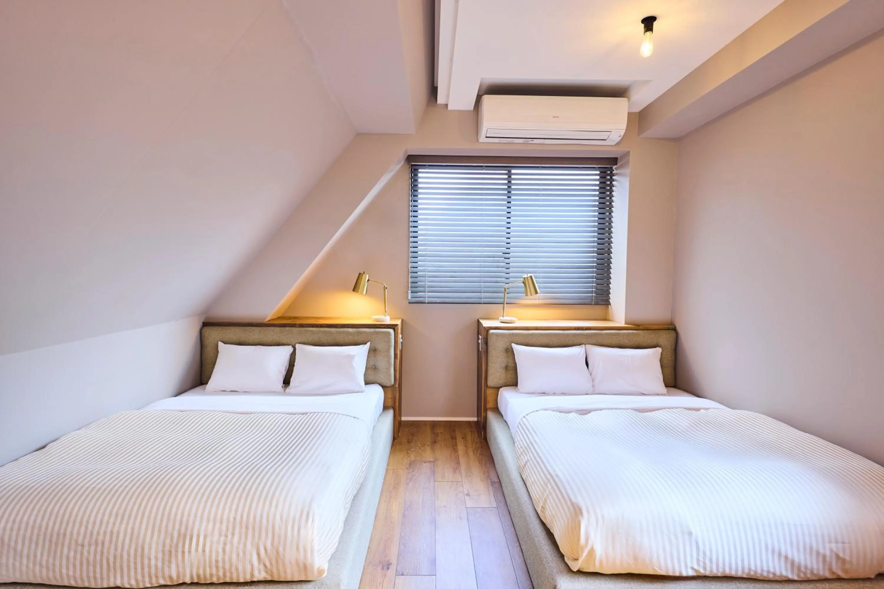 Photo of the whole room, Bed in Hotel Vintage Tokyo Kagurazaka