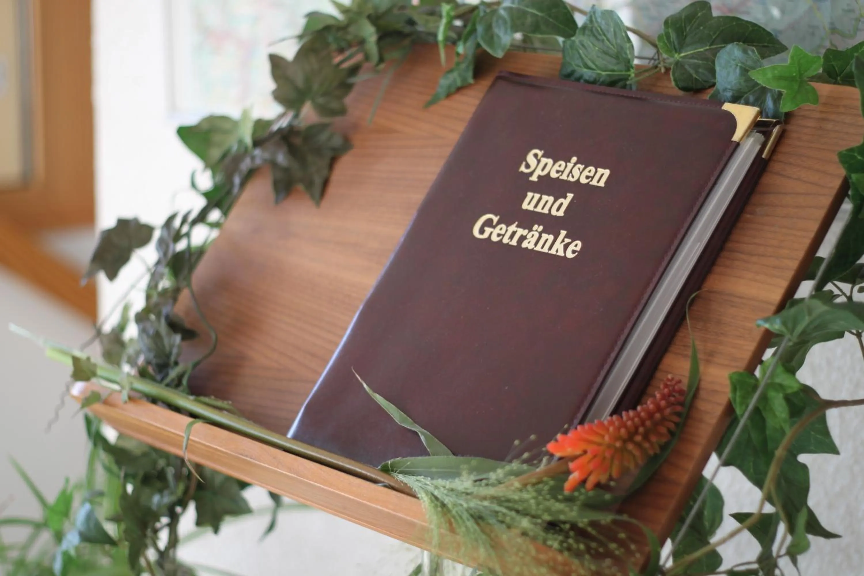 Logo/Certificate/Sign in Airport-Hotel Fortuna