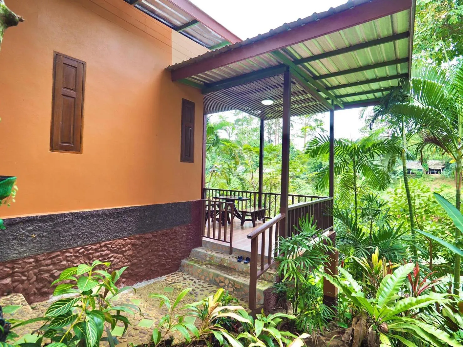 Balcony/Terrace in Baan Pak Rim Kuaen Resort