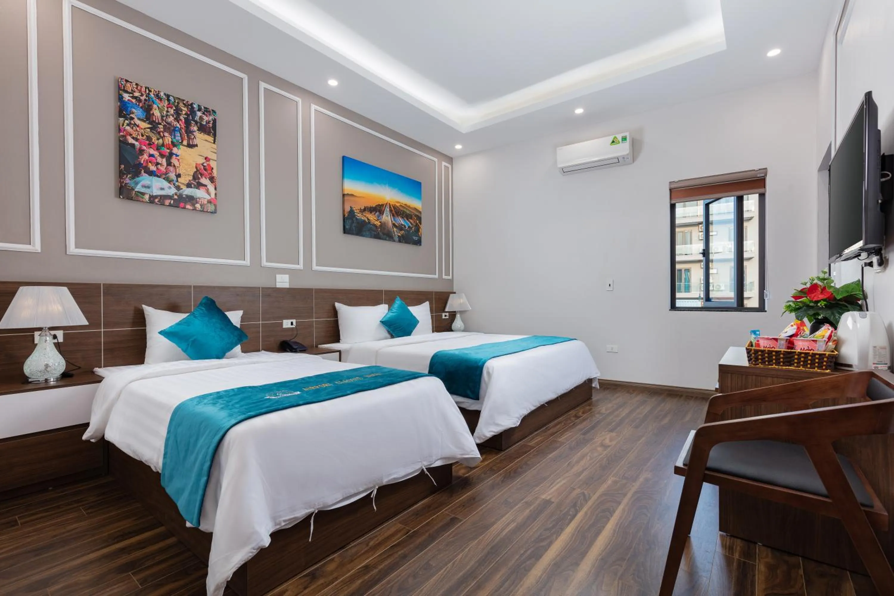 Day, Bed in Airport Classic Hotel & Travel